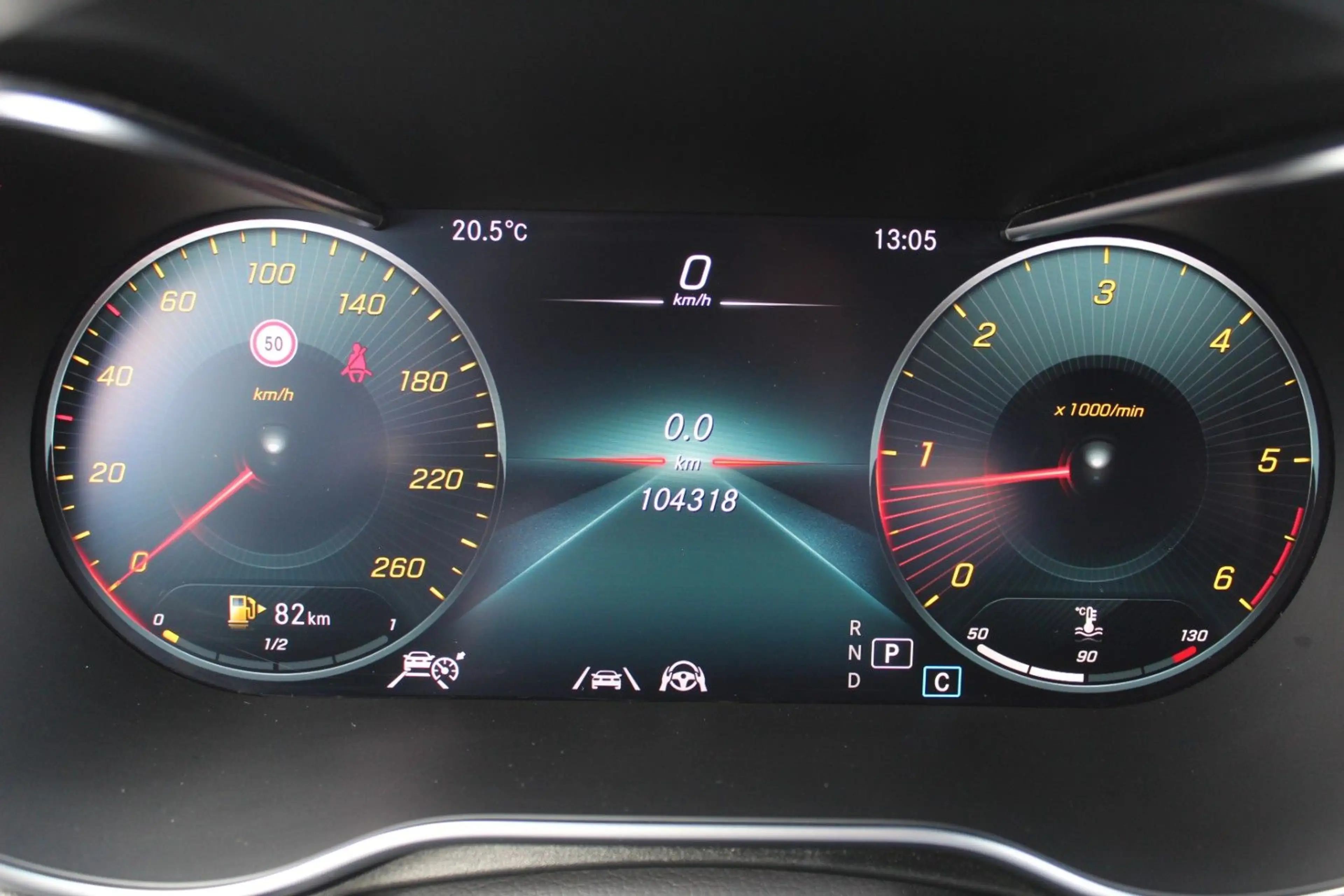 Mercedes-Benz GLC 220 4Matic Aut. Navi Pano Sitzhzg HUD ACC — photo 15