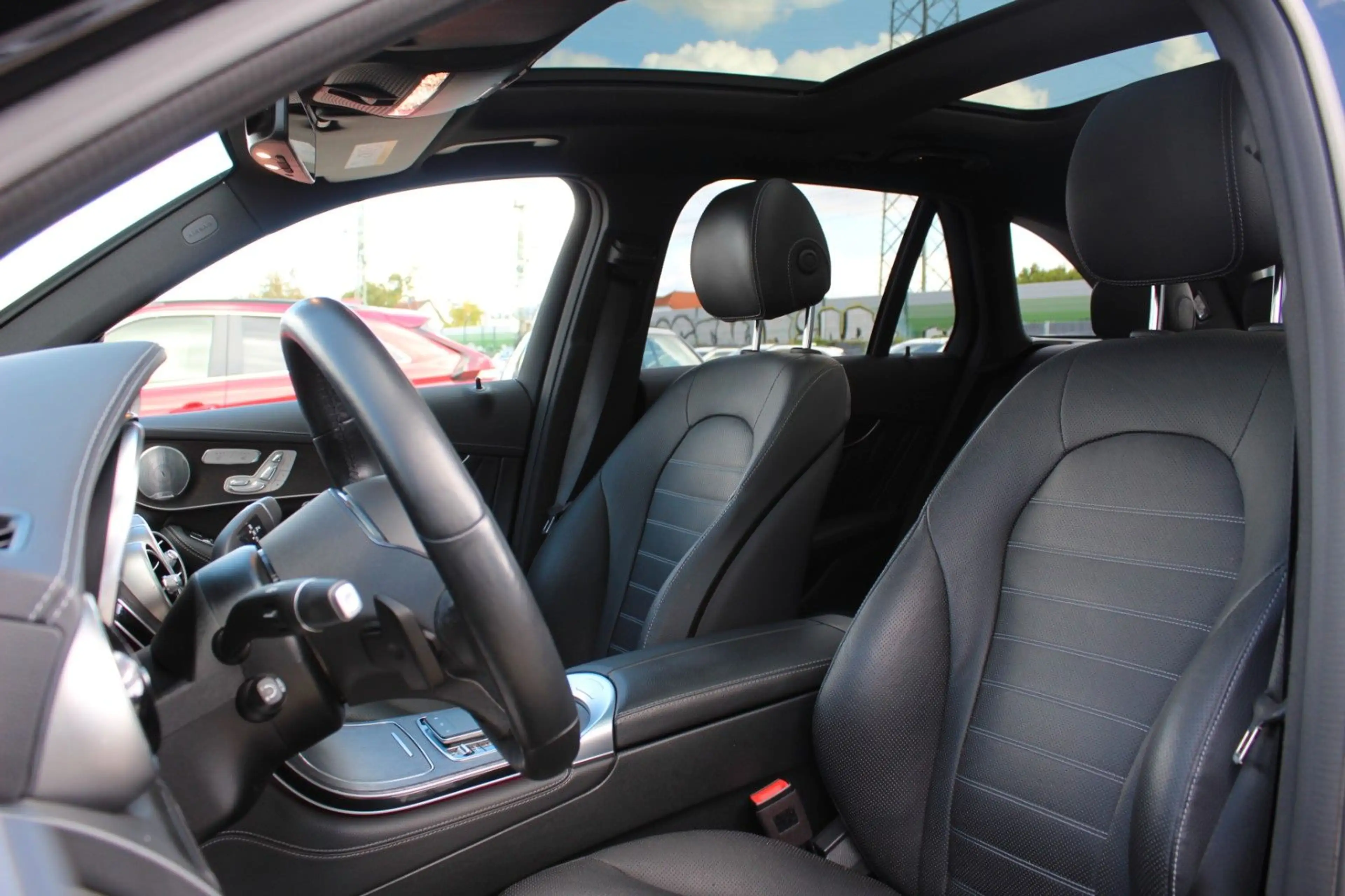 Mercedes-Benz GLC 220 4Matic Aut. Navi Pano Sitzhzg HUD ACC — photo 11