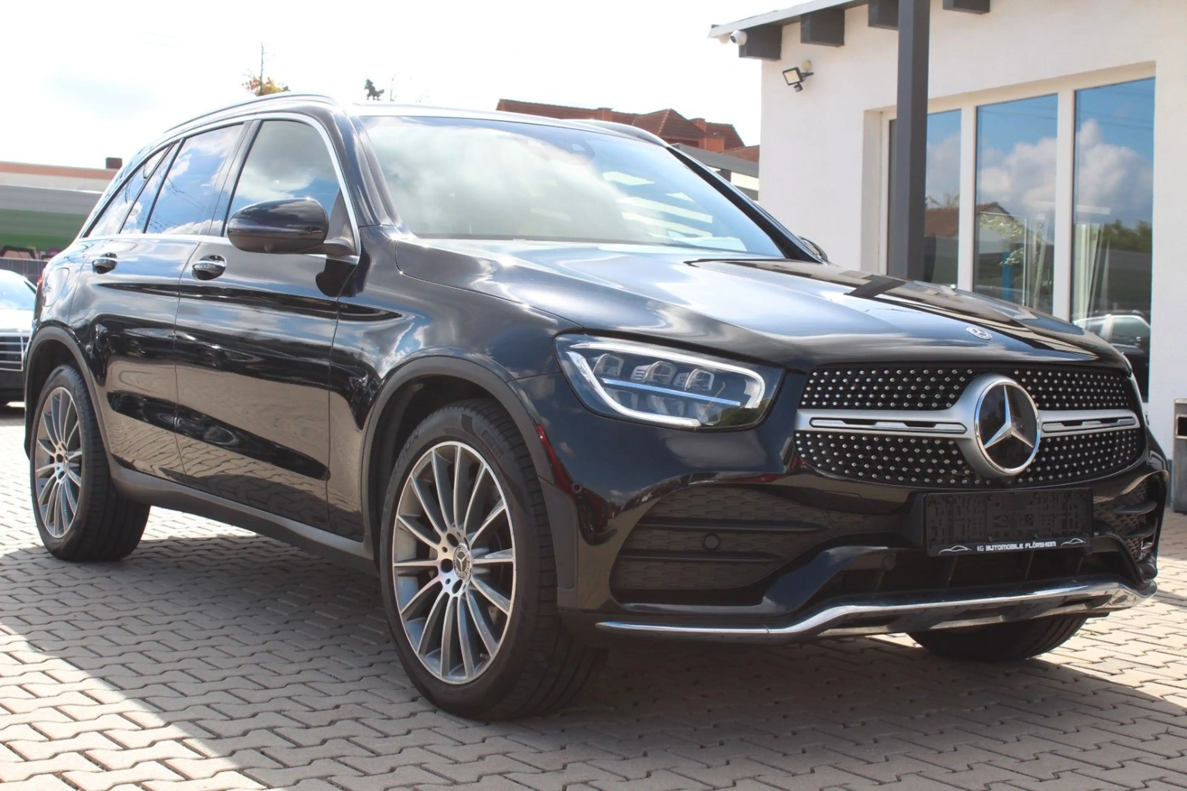Mercedes-Benz GLC 220 4Matic Aut. Navi Pano Sitzhzg HUD ACC — photo 4