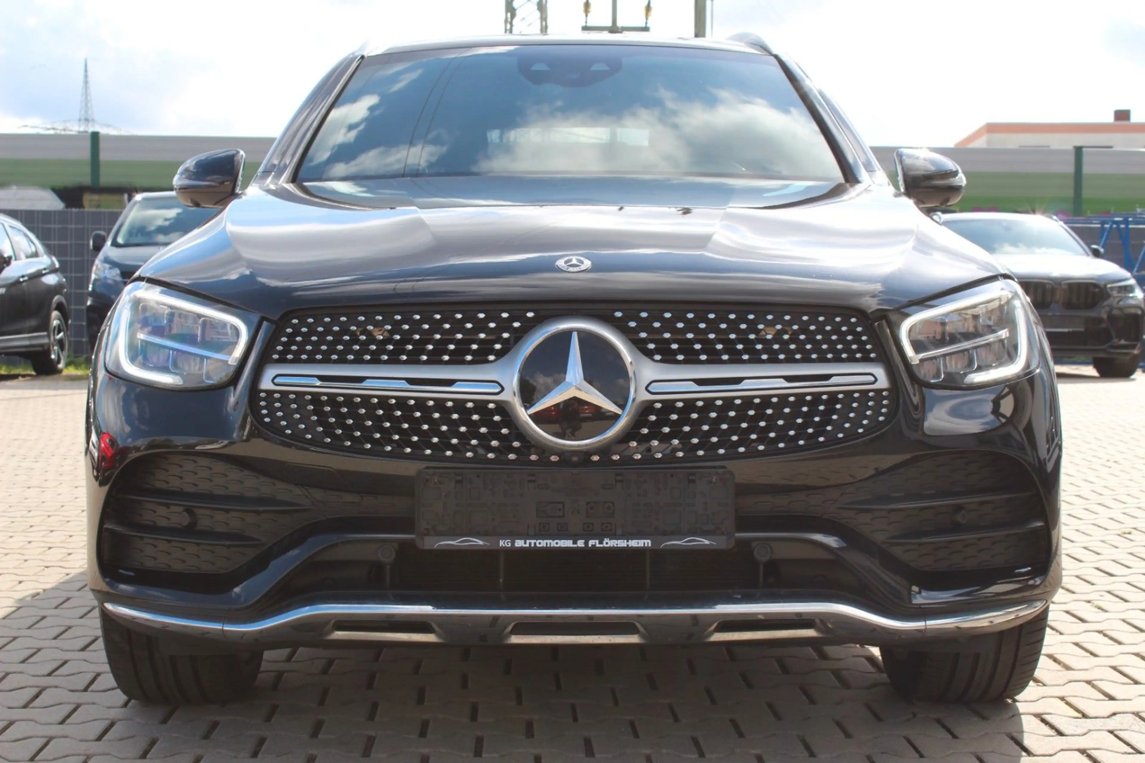 Mercedes-Benz GLC 220 4Matic Aut. Navi Pano Sitzhzg HUD ACC — photo 3