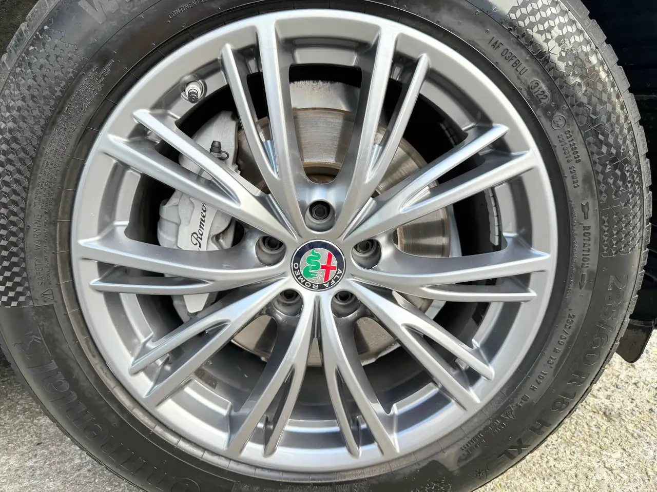 Alfa Romeo Stelvio 2021 — фото 16