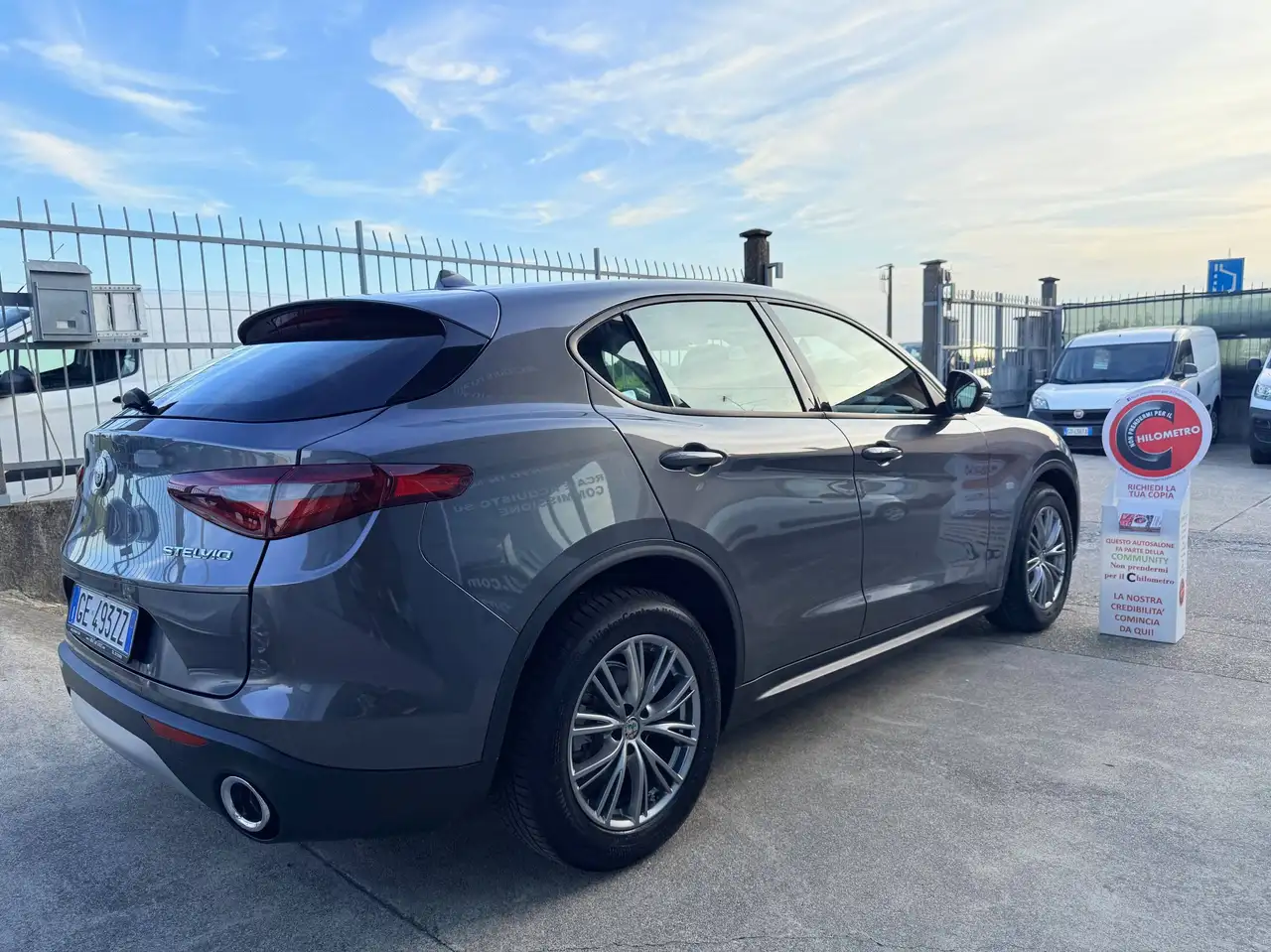 Alfa Romeo Stelvio 2021 — фото 6