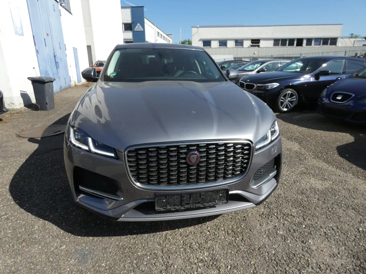 Jaguar F-Pace D300 AWD SE Grau - 2