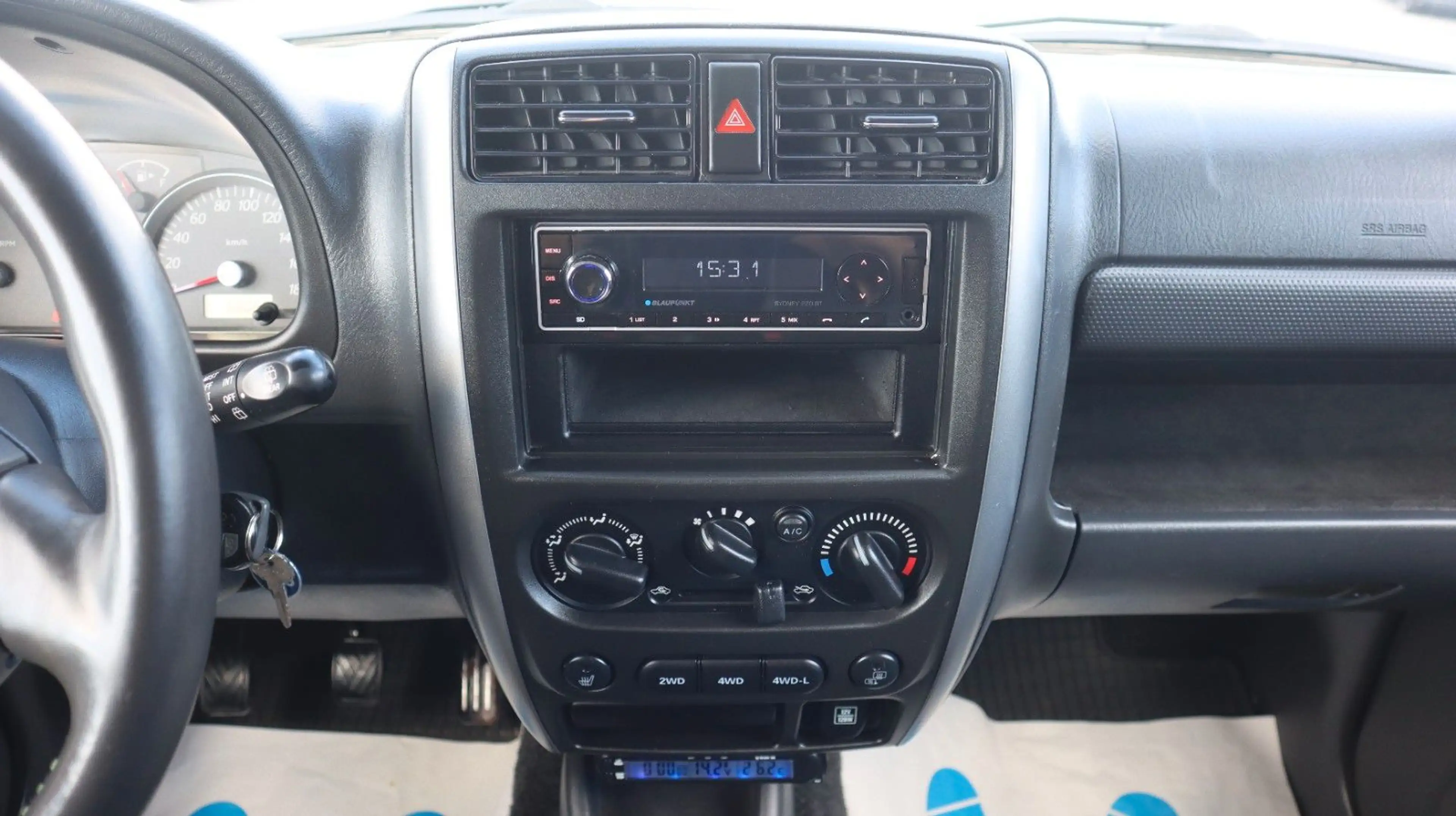 Suzuki Jimny Comfort 4x4 SitzHz. Klima AHK — photo 13