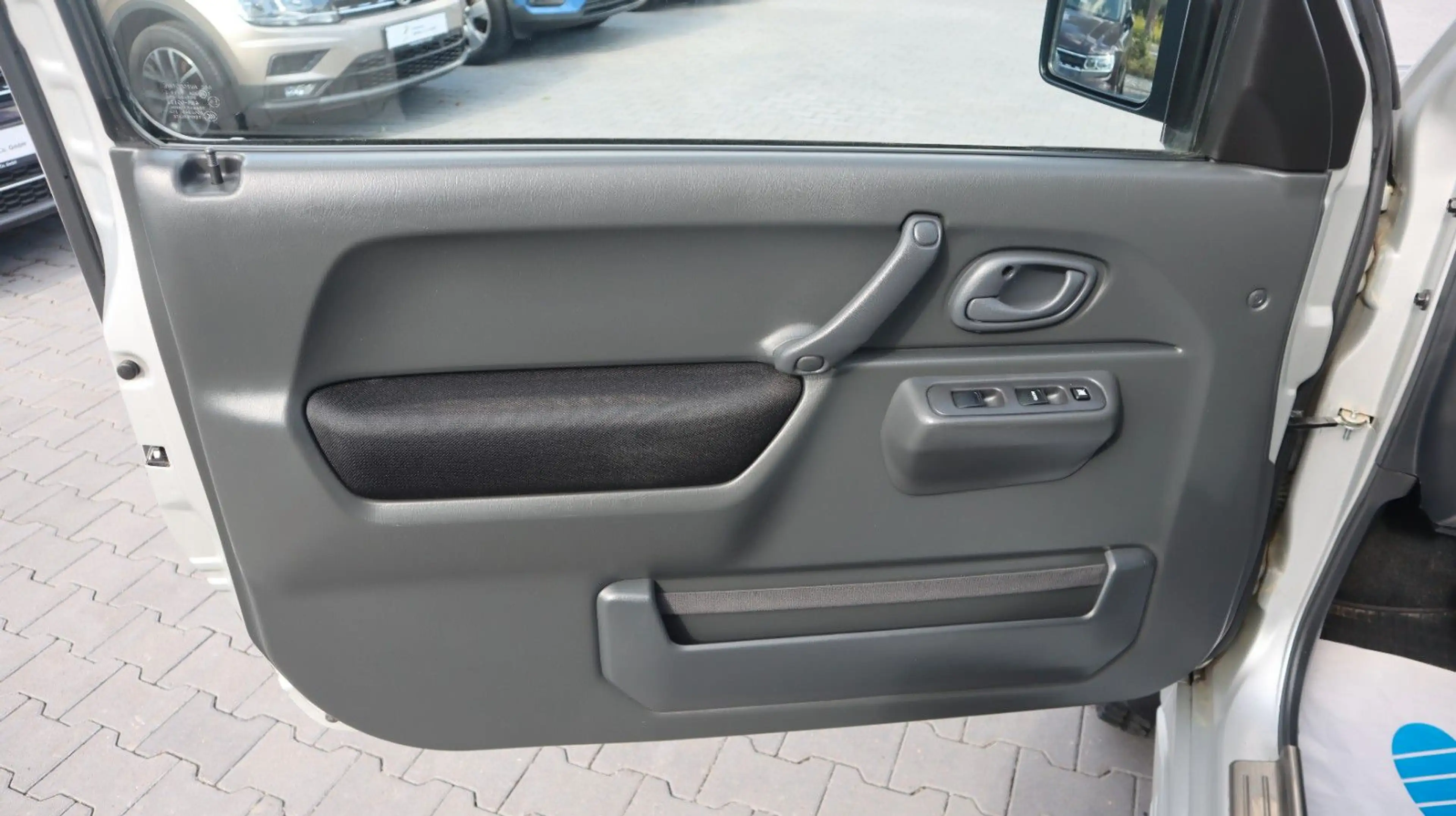 Suzuki Jimny Comfort 4x4 SitzHz. Klima AHK — photo 8