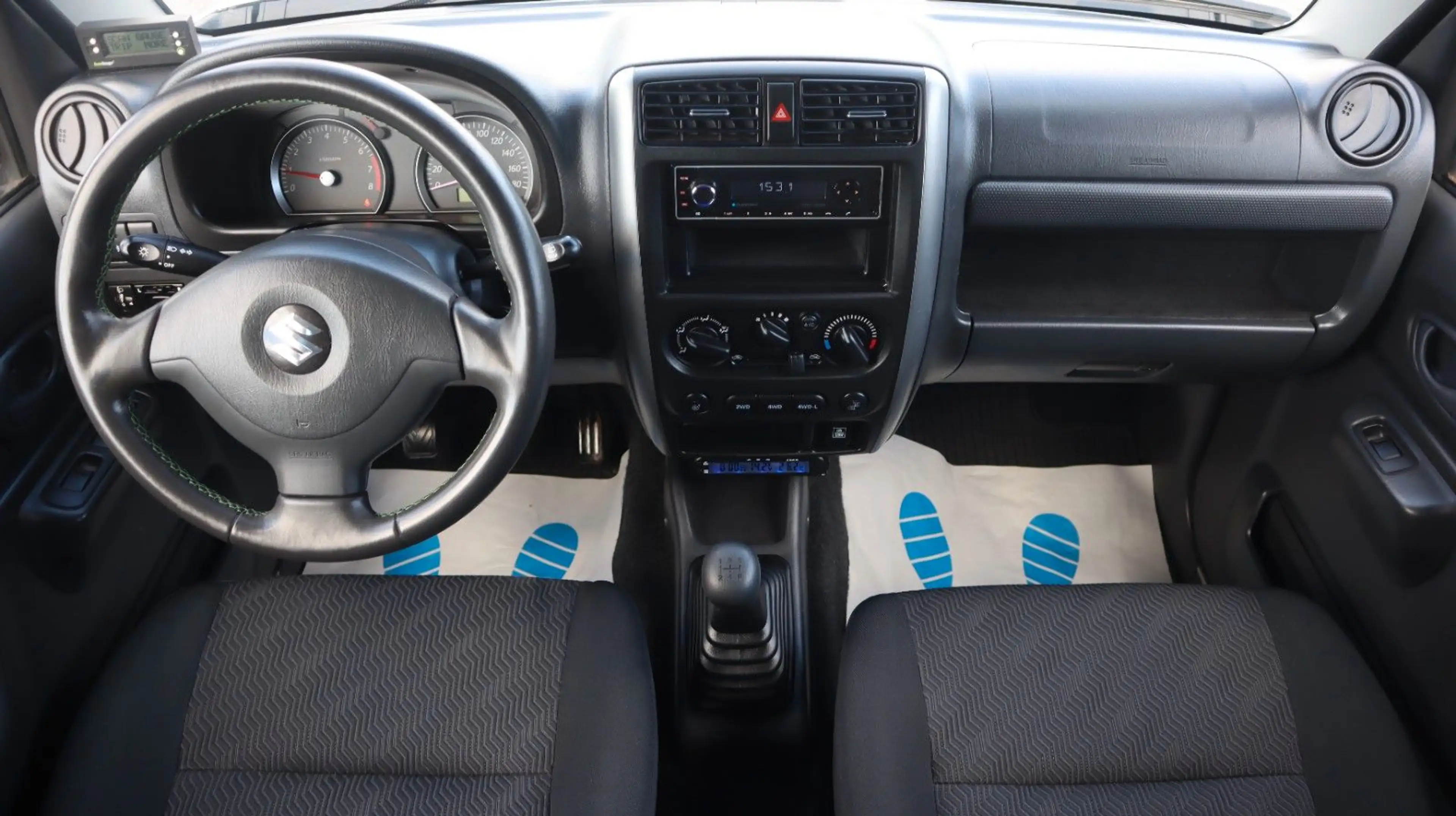 Suzuki Jimny Comfort 4x4 SitzHz. Klima AHK — photo 11