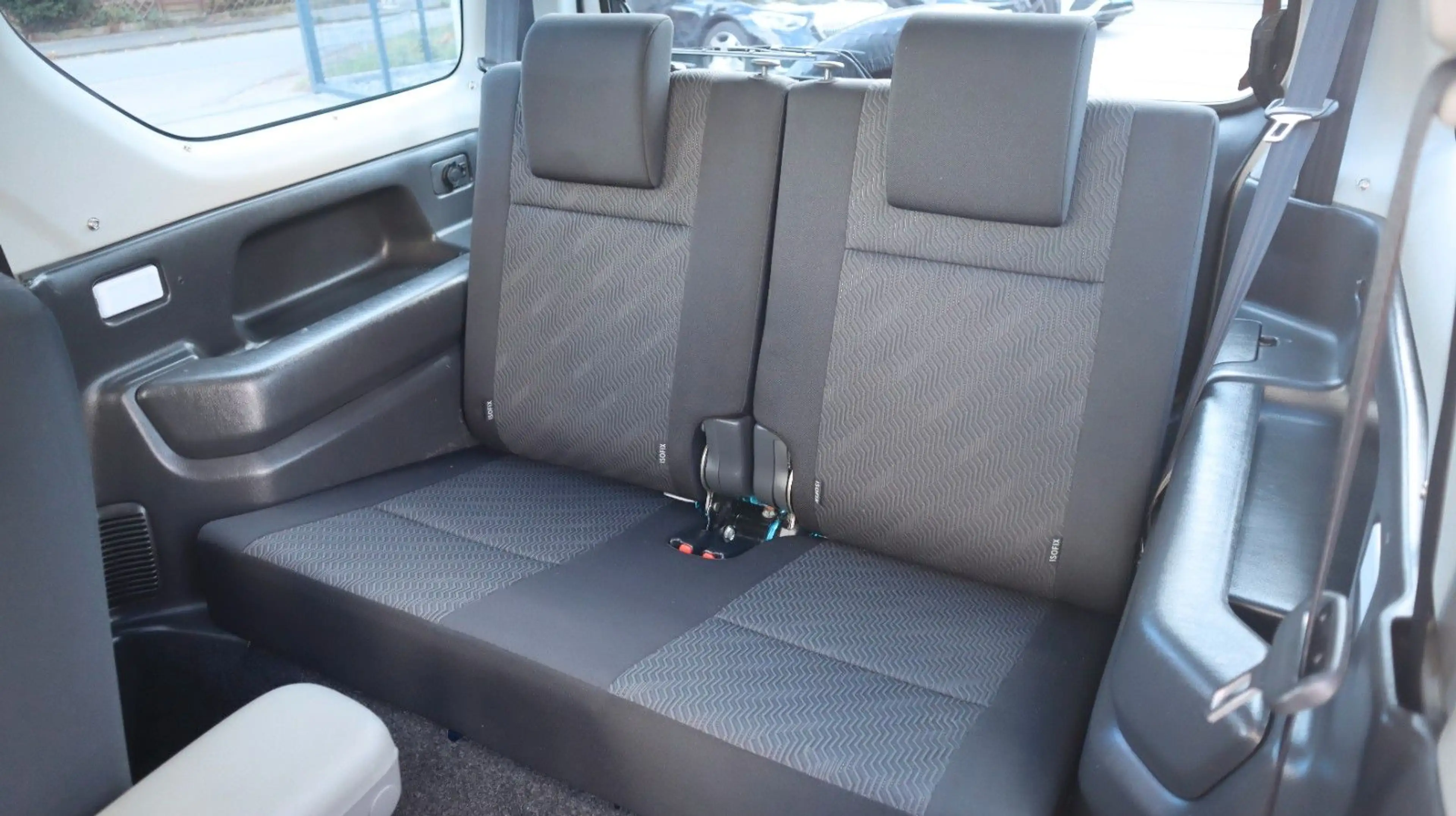 Suzuki Jimny Comfort 4x4 SitzHz. Klima AHK — photo 14