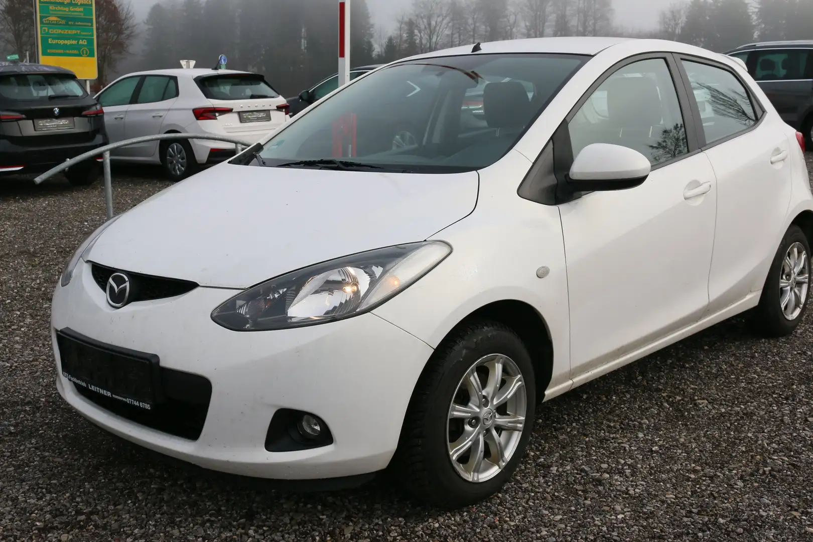 Mazda 2 1.3*Voll Fahrbereit*Export Weiß - 2