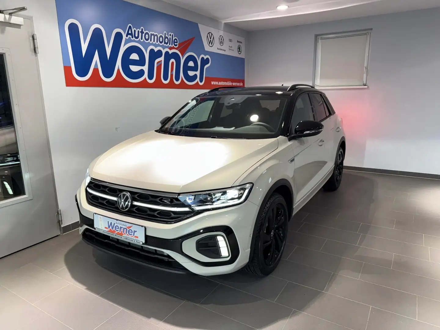 Volkswagen T-Roc R-Line 1.5TSI AHK Navi IQ.LED ACC Kamera Gris - 2