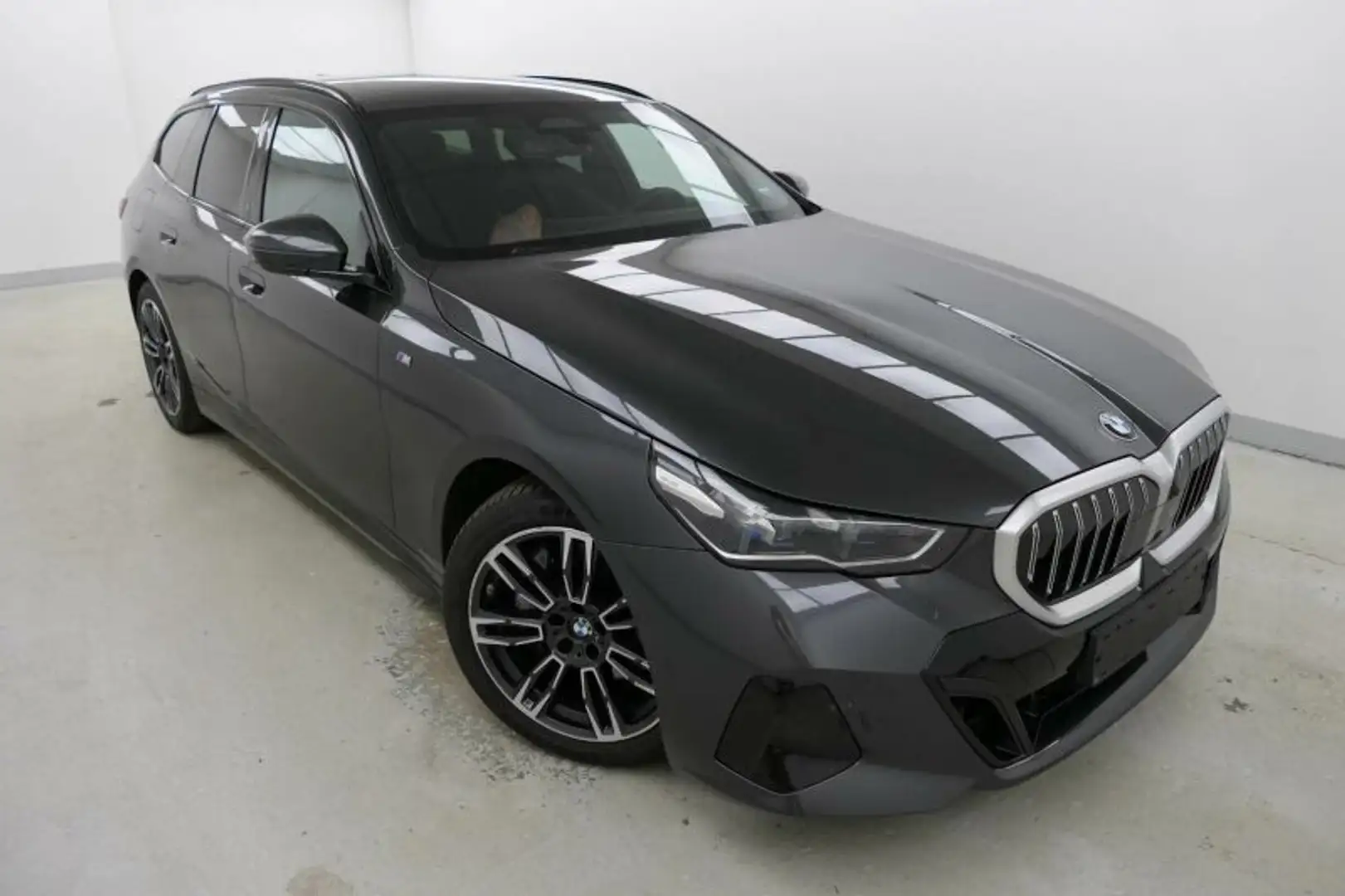 BMW 540 d xDr AT M Sportpaket AHK Standh ACC B&W Wide Gris - 2