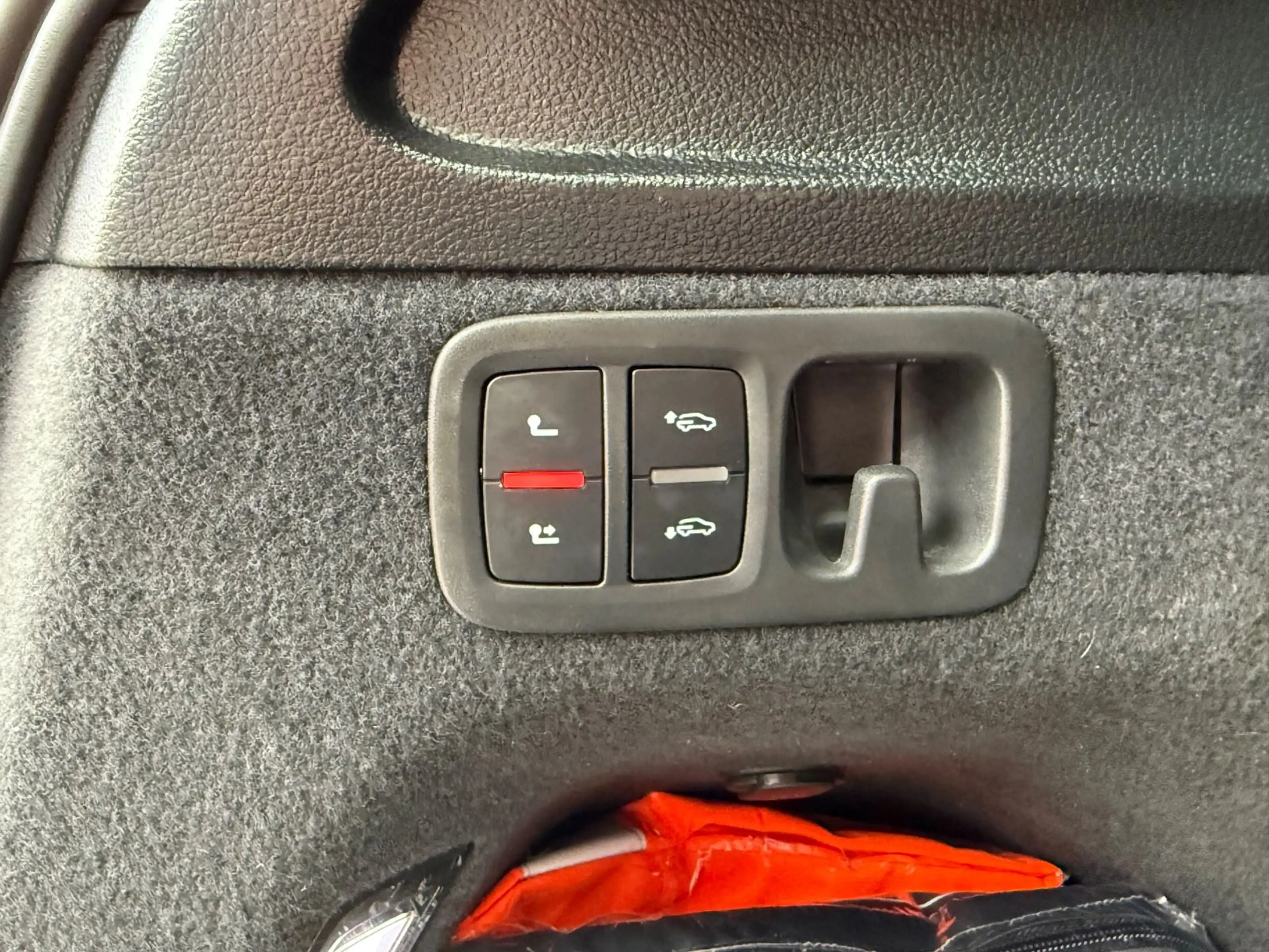 Audi SQ7 4.0TDI quattro/B&O/AHK/Luft/Standhz/Leder/Na — photo 9
