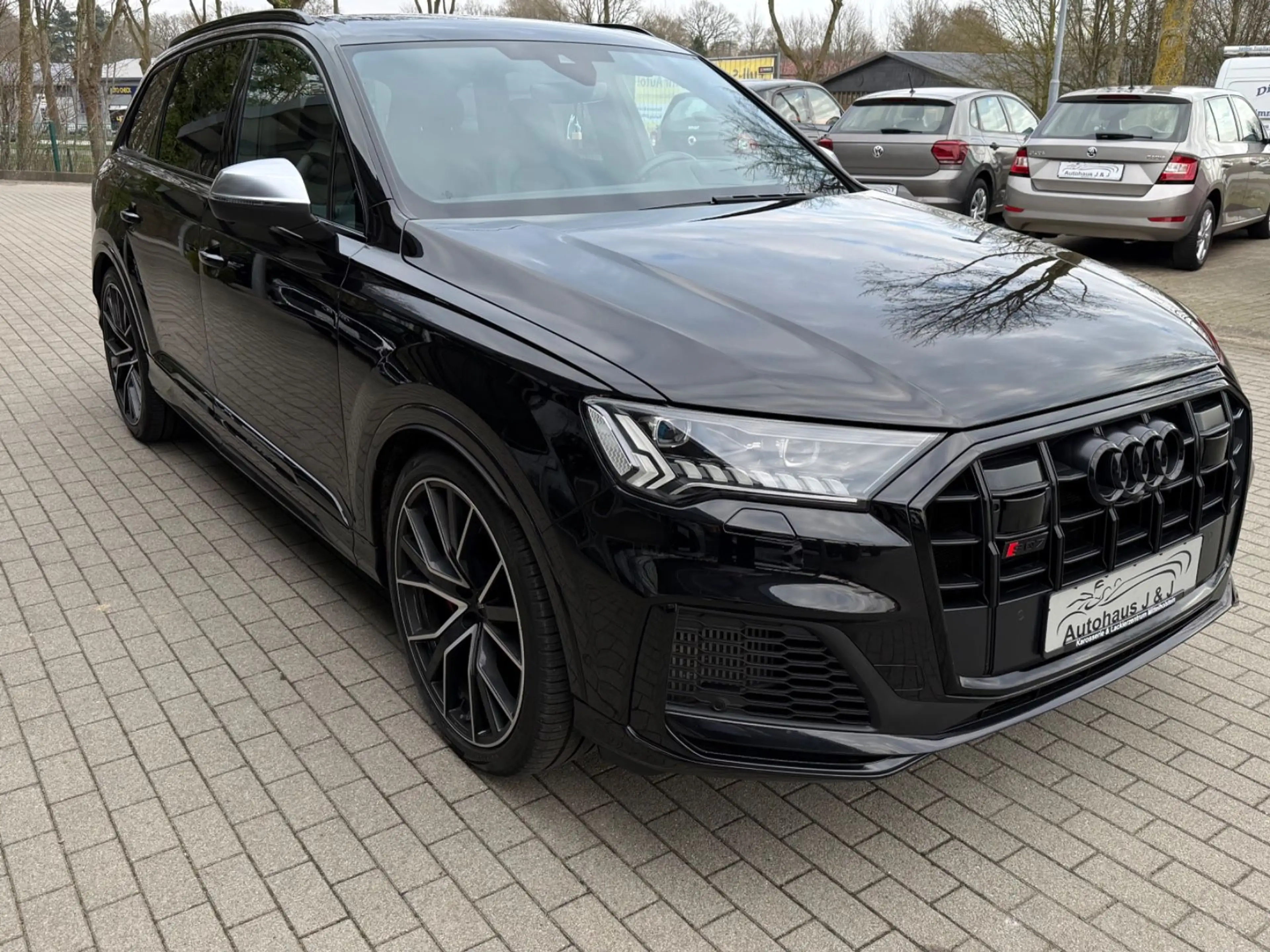 Audi SQ7 4.0TDI quattro/B&O/AHK/Luft/Standhz/Leder/Na — photo 4