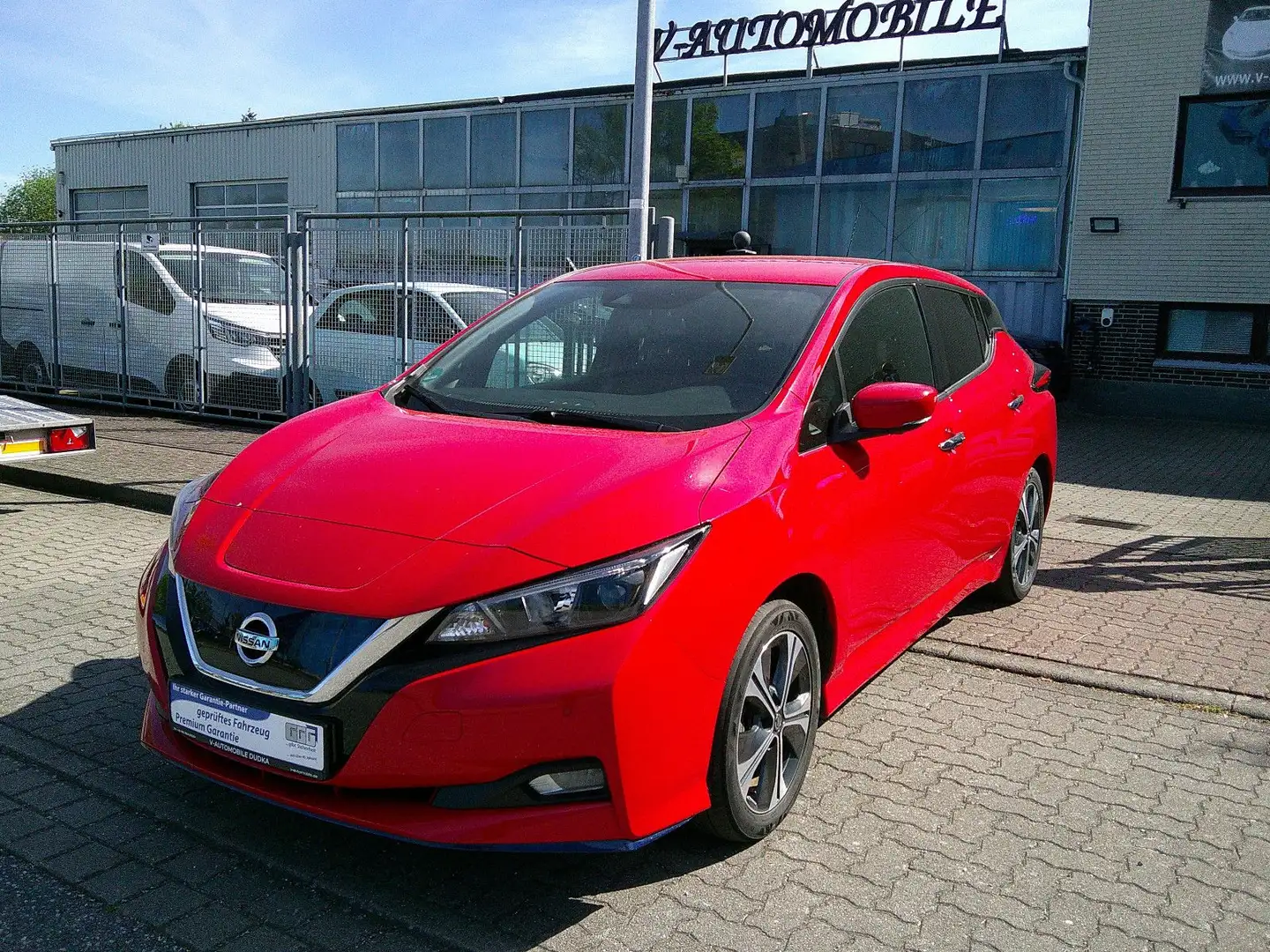 Nissan Leaf e+ N-Connecta 160 Červená - 1