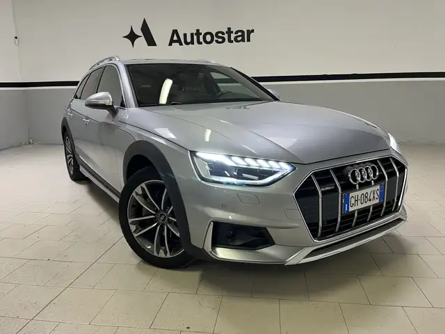 Audi A4 allroad 40 2.0 tdi mhev Identity Contrast quattro 204cv s-tronic