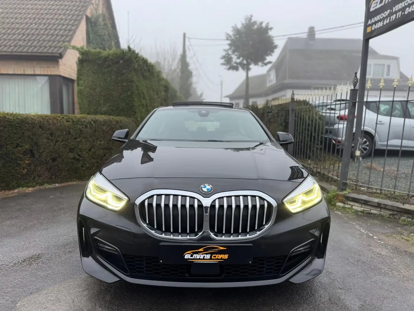 BMW 118 I - M-Packet // toit ouvrant // semi cuire Noir - 2