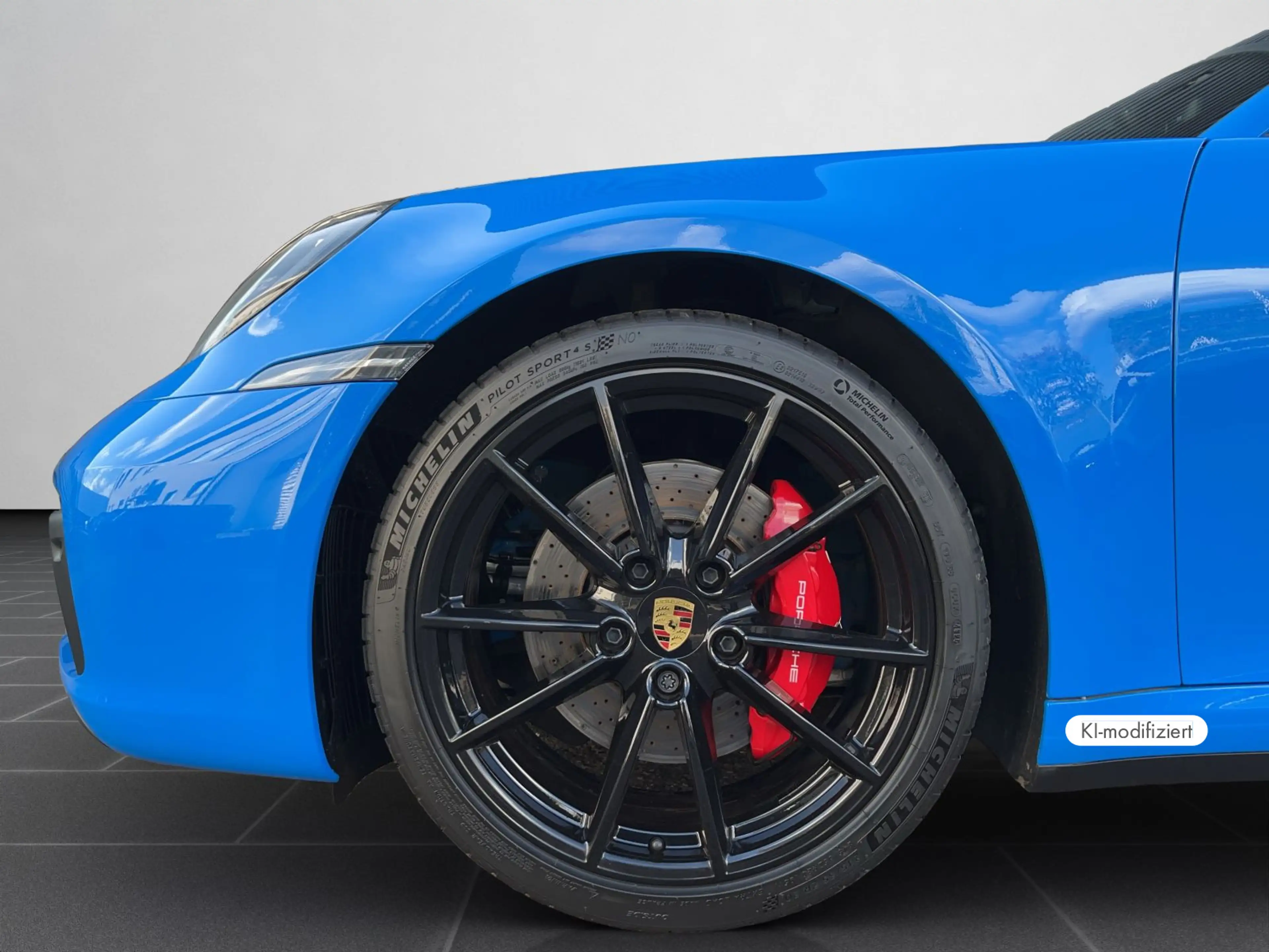 Porsche 992 (911) Carrera S — photo 8
