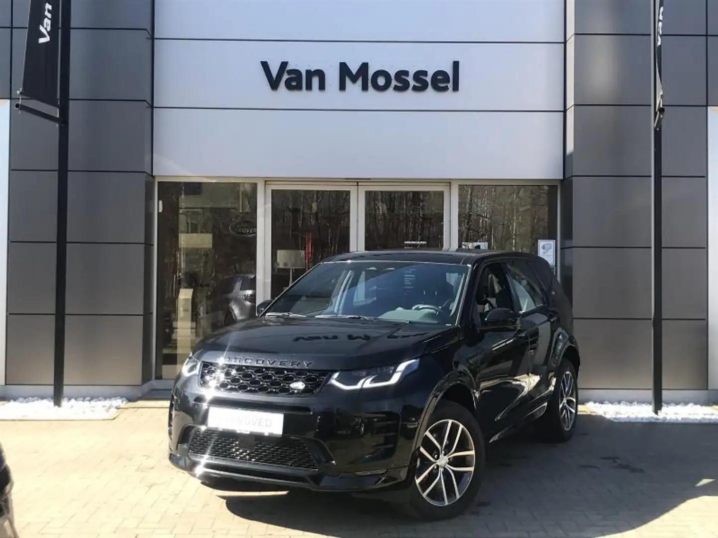 Land Rover Discovery Sport P300e PHEV Dynamic SE Noir - 1