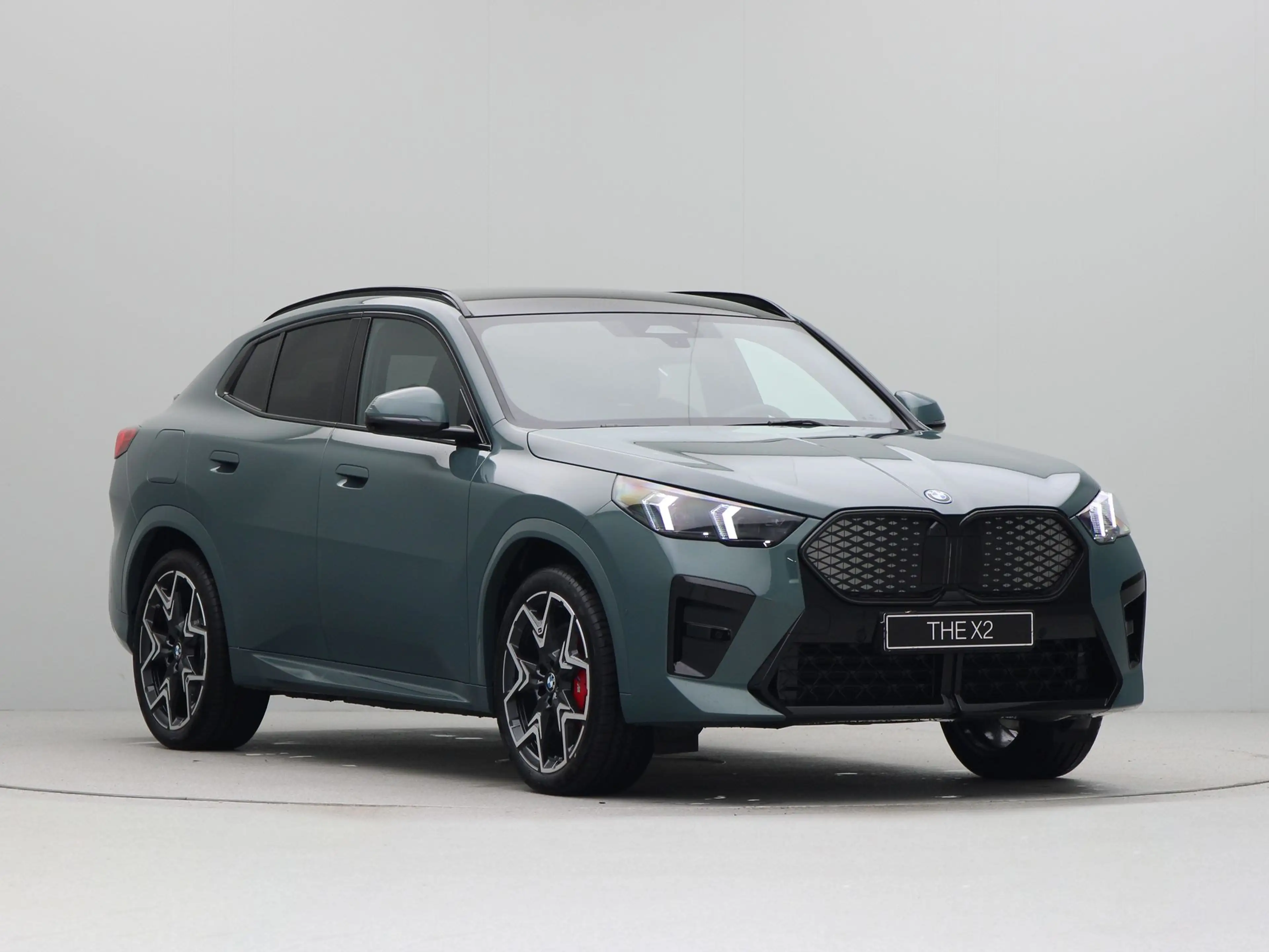 BMW iX2 eDrive20 67 kWh M Sport Edition — photo 5