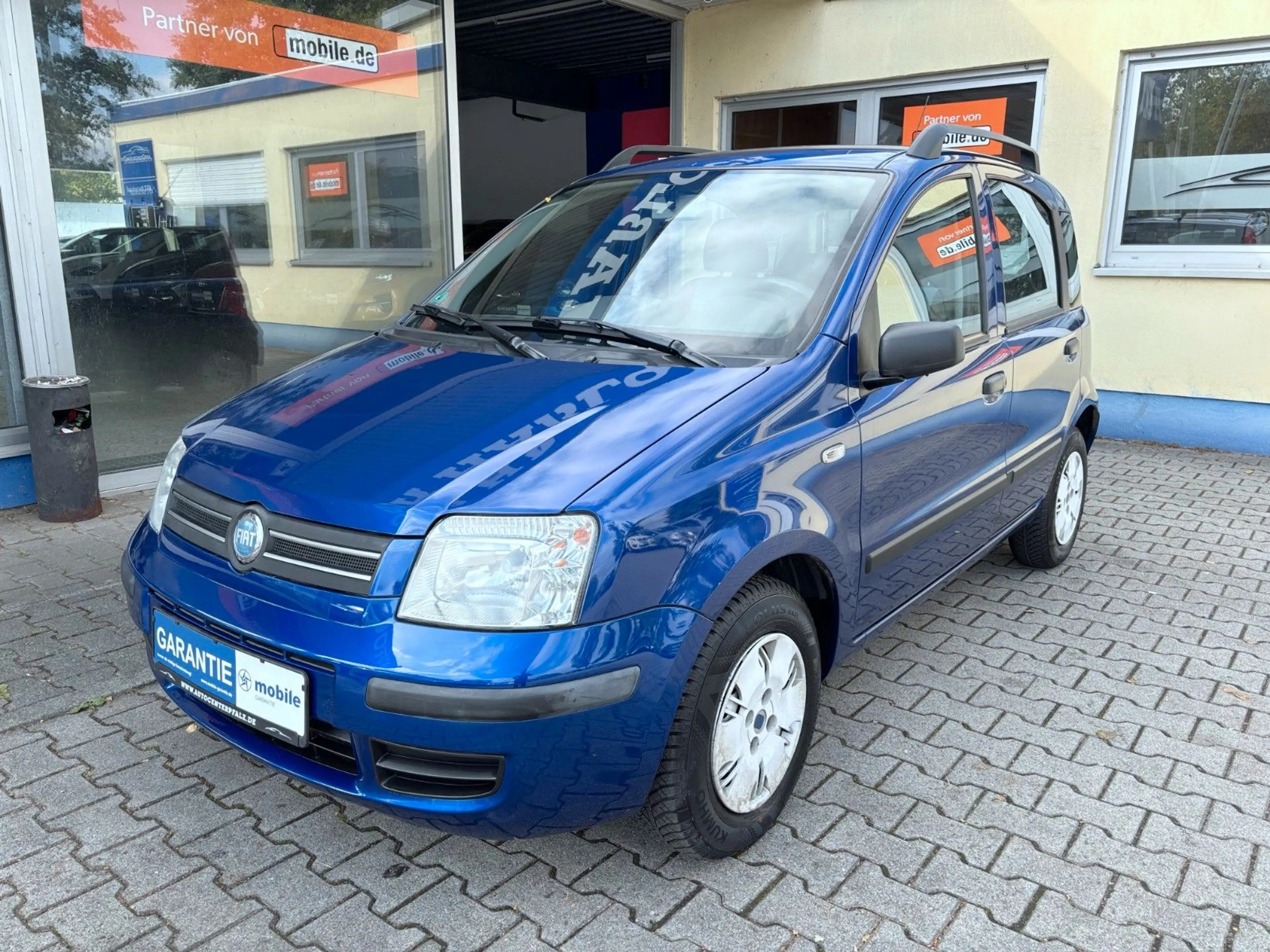 Fiat Panda 1.2 8V Dynamic*Automatik*Klima*1-Hand — photo 2