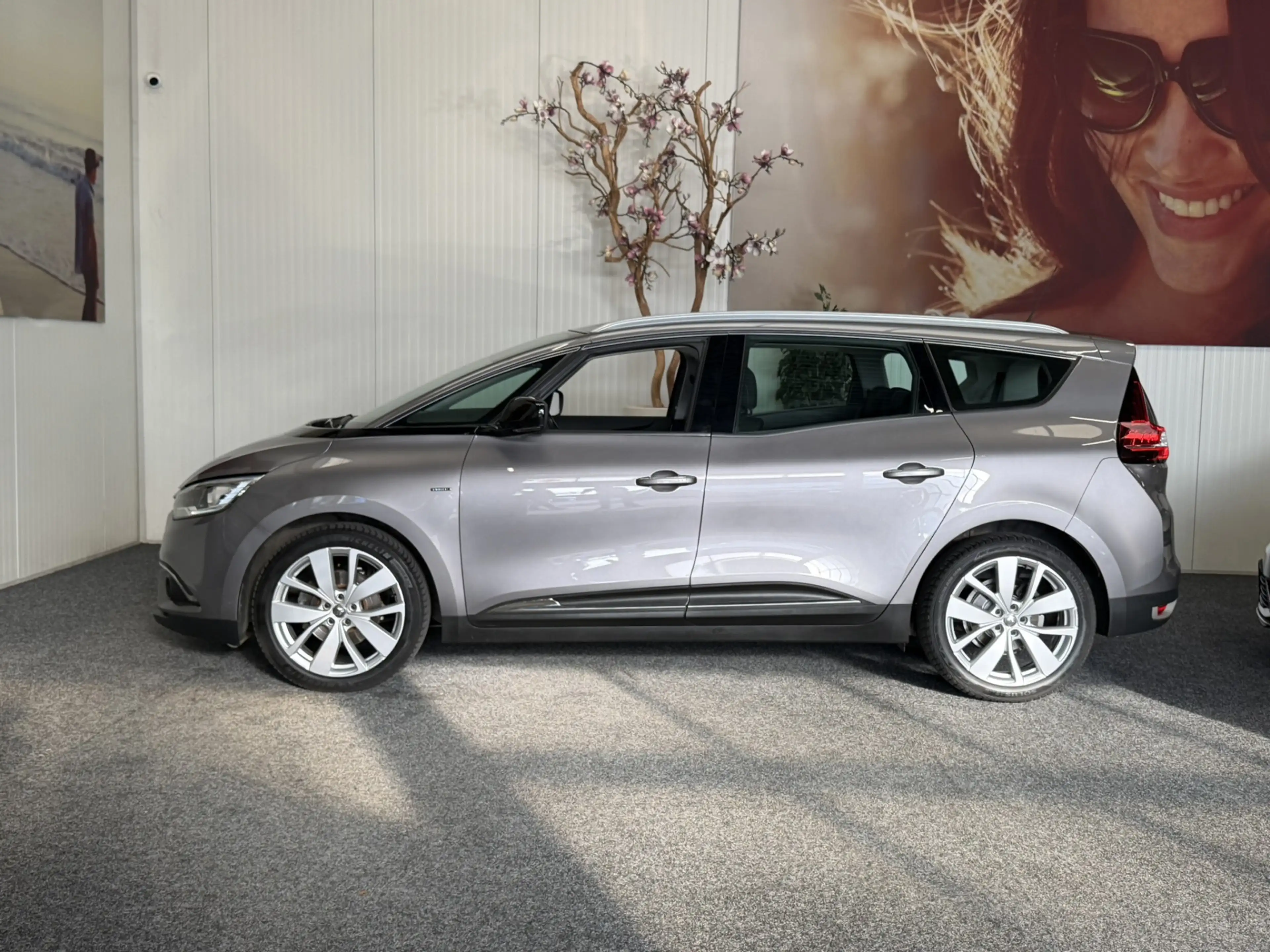 Renault Grand Scenic 1.3 TCe Limited 7PERSOONS NAVIGATIE CRUISE CONTROL — photo 5