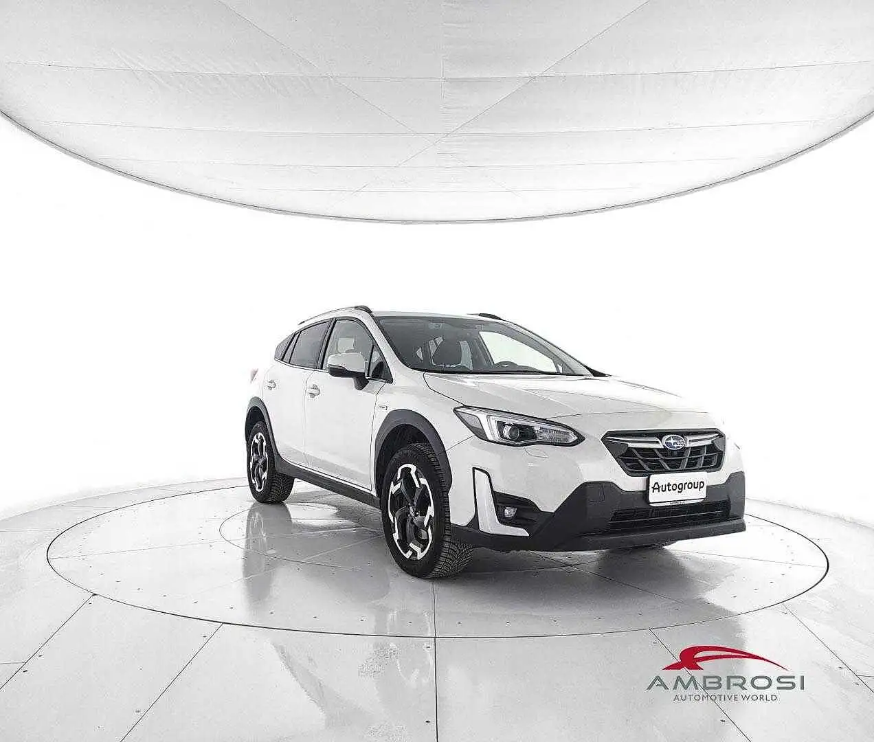 Subaru XV 2.0i e-Boxer MHEV Lineartronic Style Xtra Wit - 2