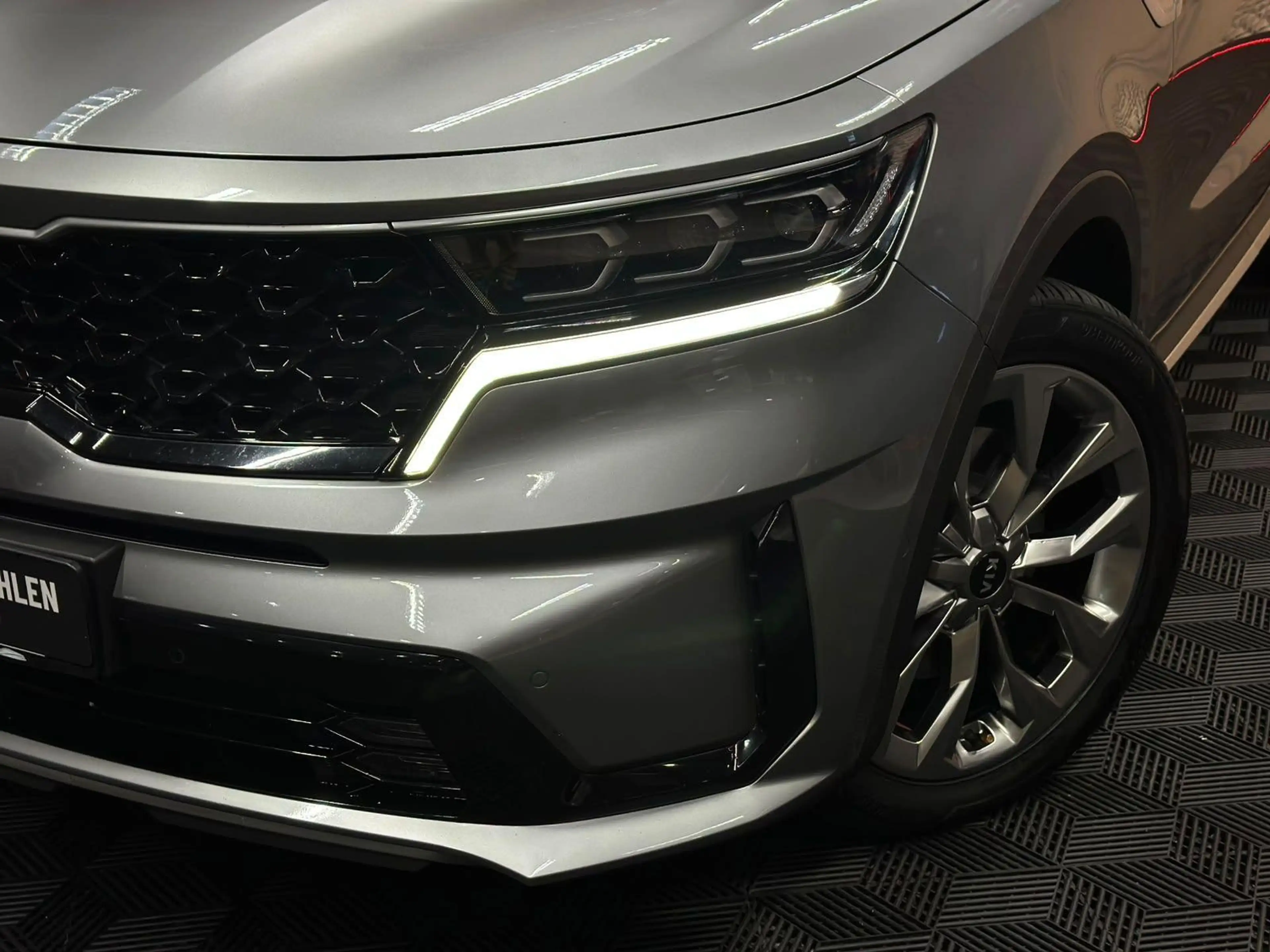 Kia Sorento 2.2CRDi PLATINUM 4WD BOSE#360#PANO#7SITZ — photo 9