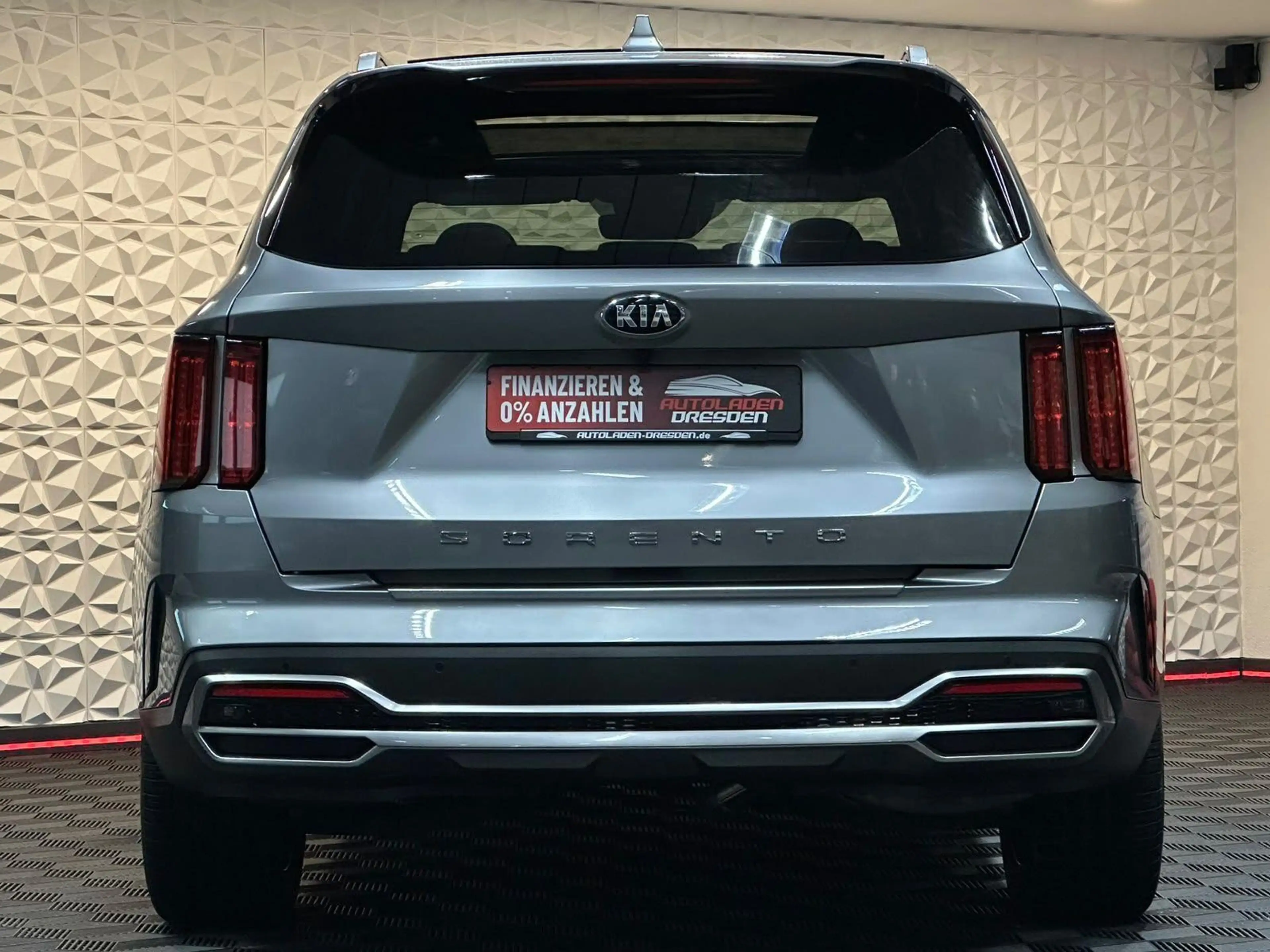 Kia Sorento 2.2CRDi PLATINUM 4WD BOSE#360#PANO#7SITZ — photo 6