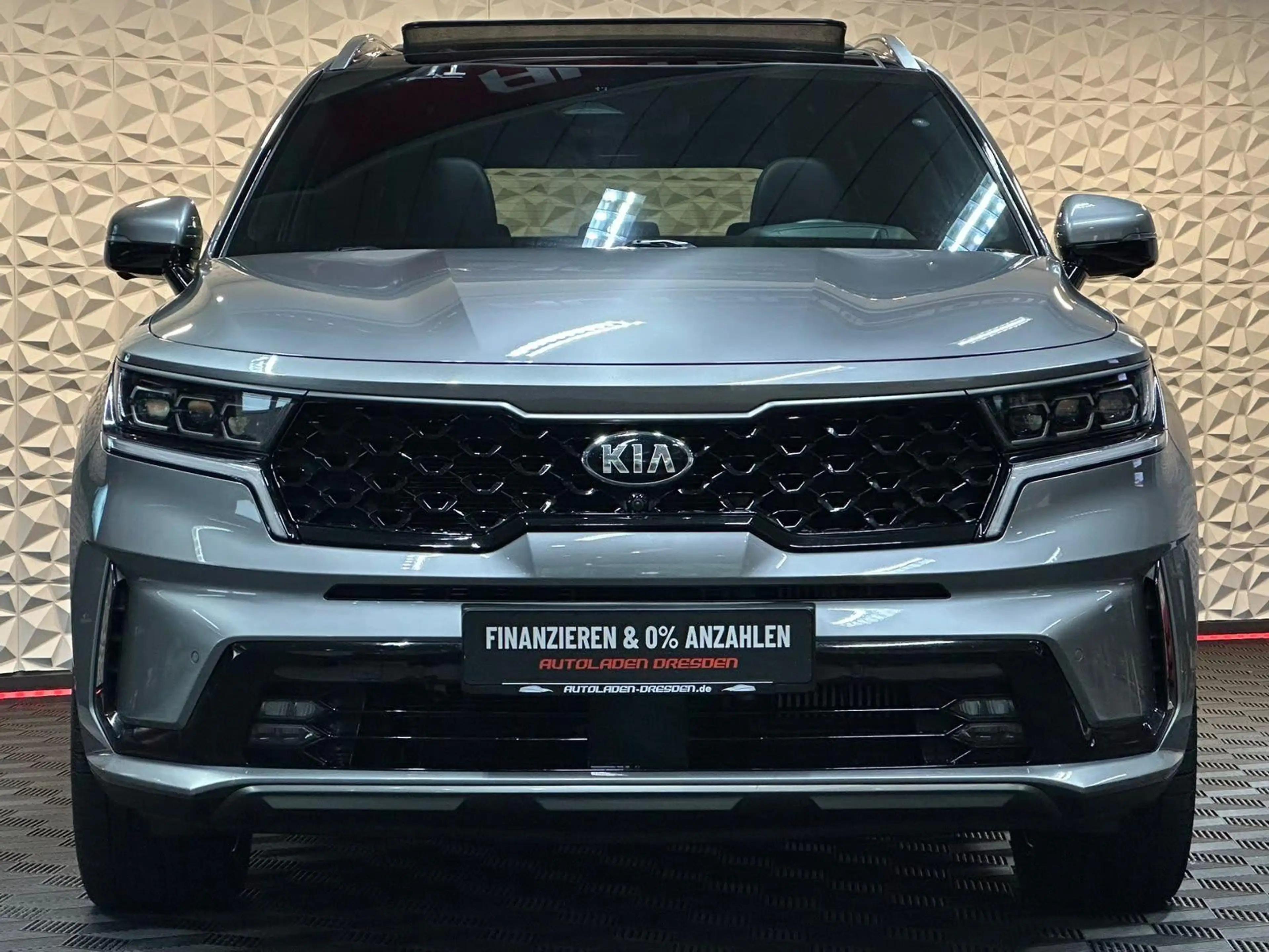 Kia Sorento 2.2CRDi PLATINUM 4WD BOSE#360#PANO#7SITZ — photo 3