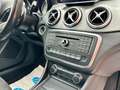 Mercedes-Benz CLA 220 d Shooting Brake AMG Line Pano / Xenon crvena - thumbnail 13