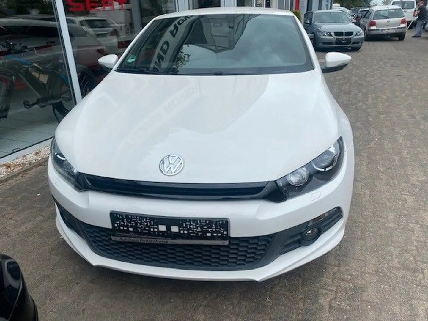 Volkswagen Scirocco 1.4 TSI 90 kW Weiß - 2