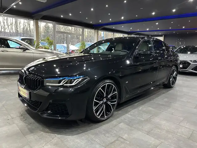 BMW 530 i M Sport / Soft-Close / LASER / H&K / 1HAND