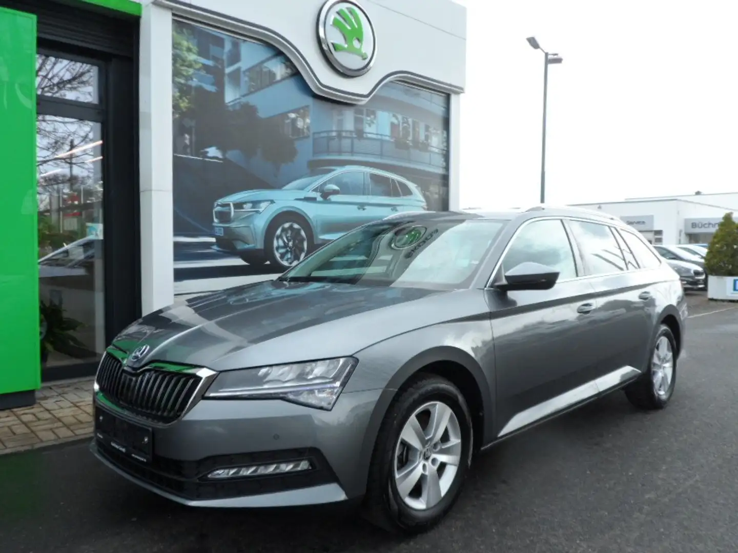 Skoda Superb Combi 1.5 TSI DSG Ambition Grigio - 2