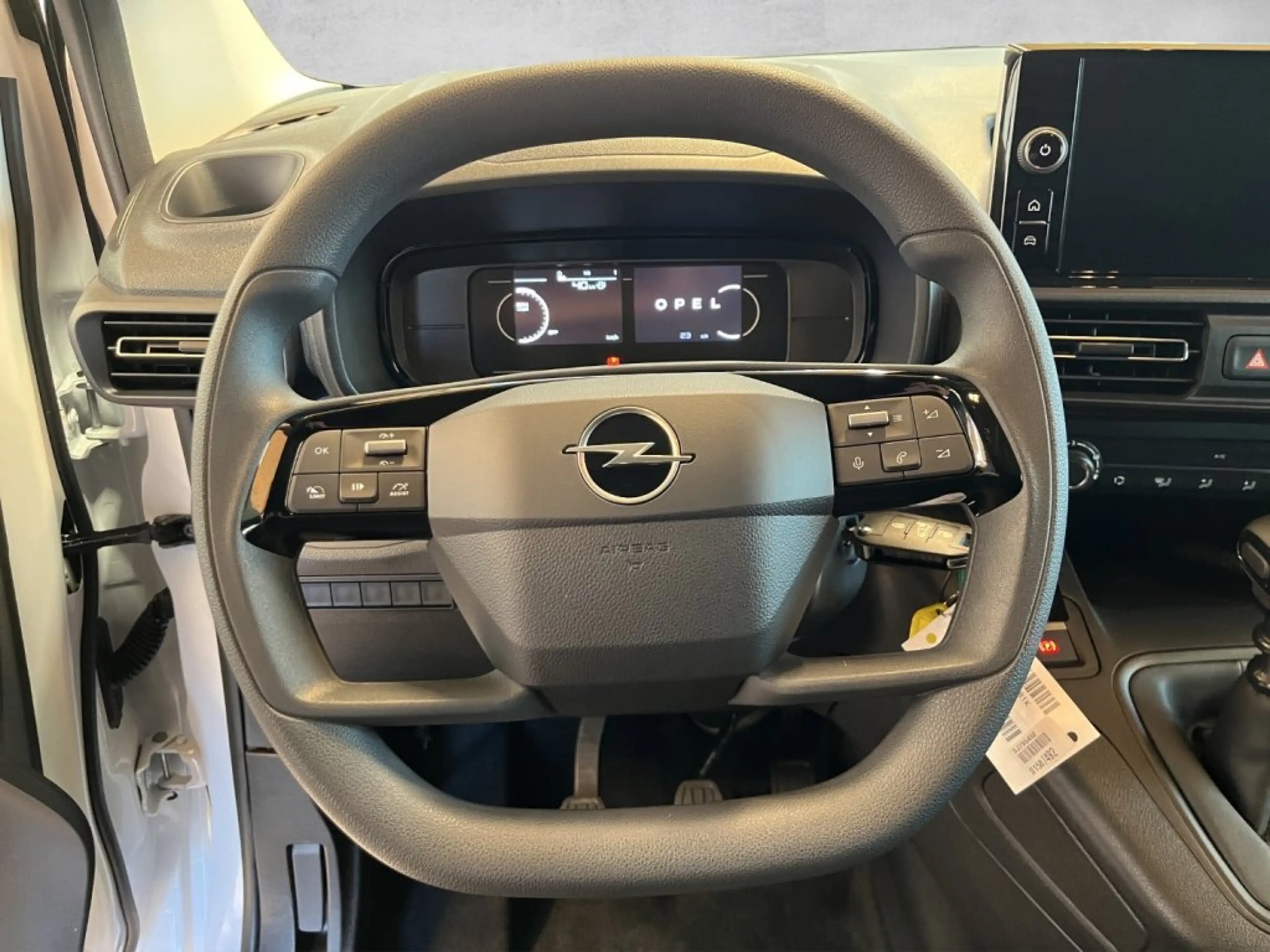 Opel Combo Cargo M PT 110 — photo 10