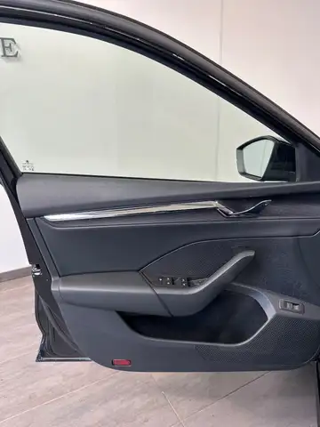 Skoda Octavia view 8