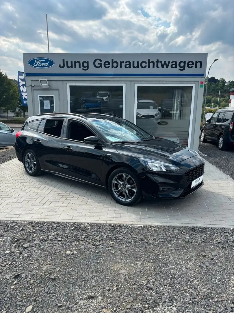 Ford Focus Turnier ST-Line Schwarz - 1