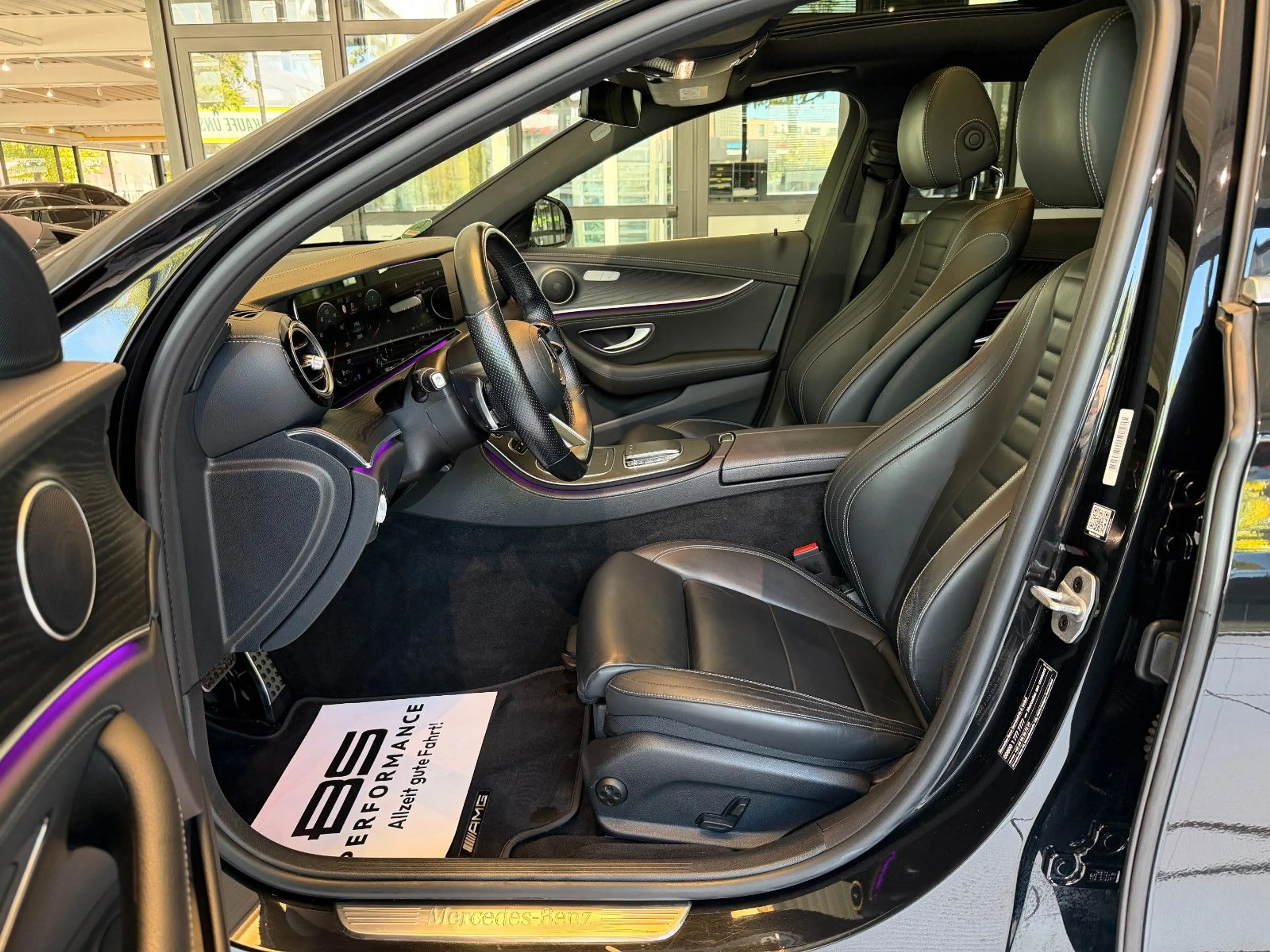 Mercedes-Benz E 400 d 4Matic |AMG-LINE|ACC|PANO|360°|LED|20"Z — photo 13