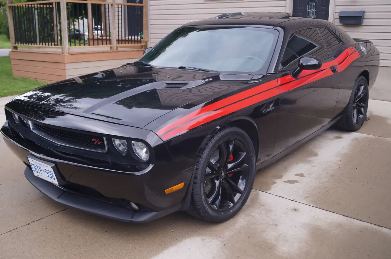 Dodge Challenger снимка Dodge Challenger