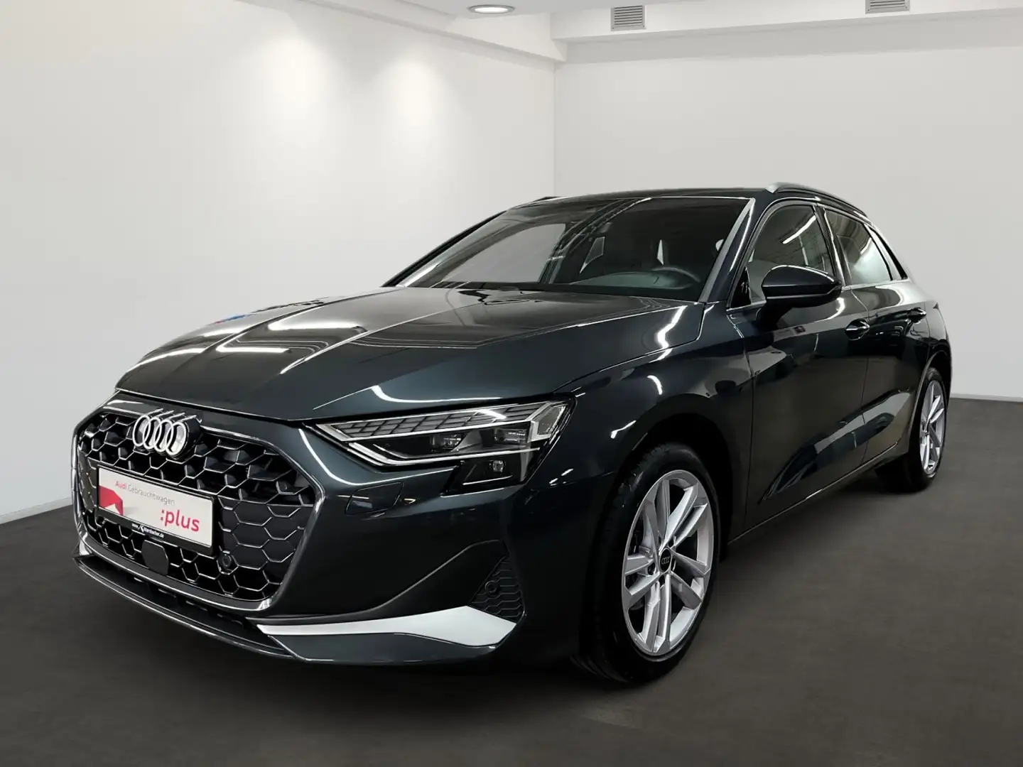 Audi A3 advanced 35 TFSI Busi+Fahren+Parken Grau - 2