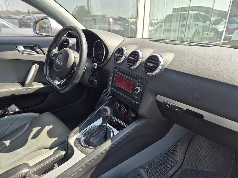 Audi TT Coupé 3,2 V6 S-tronic quattro — photo 12