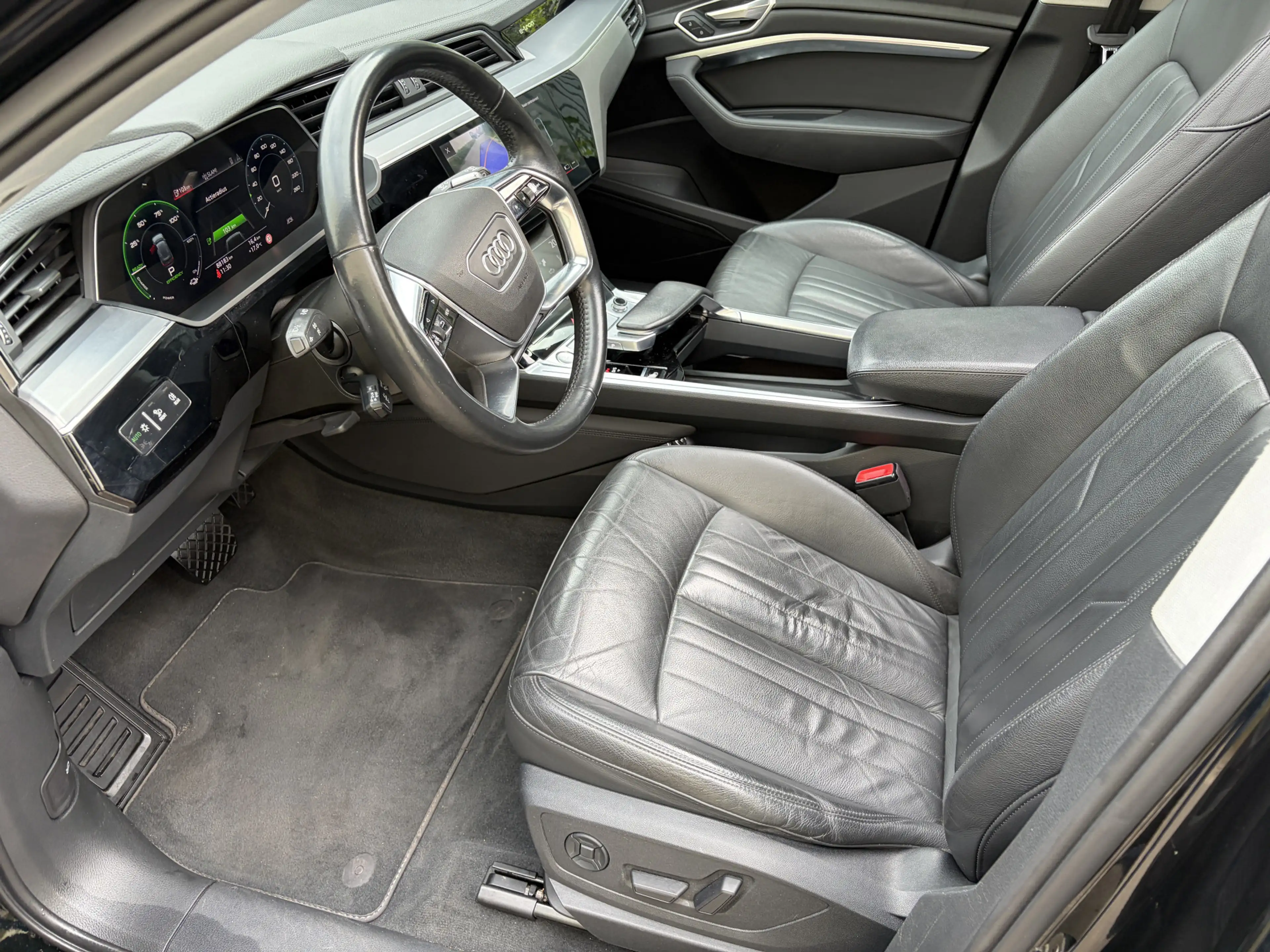 Audi e-tron 50 quattro Business edition Plus 71 kWh / AUTOMAAT — photo 5