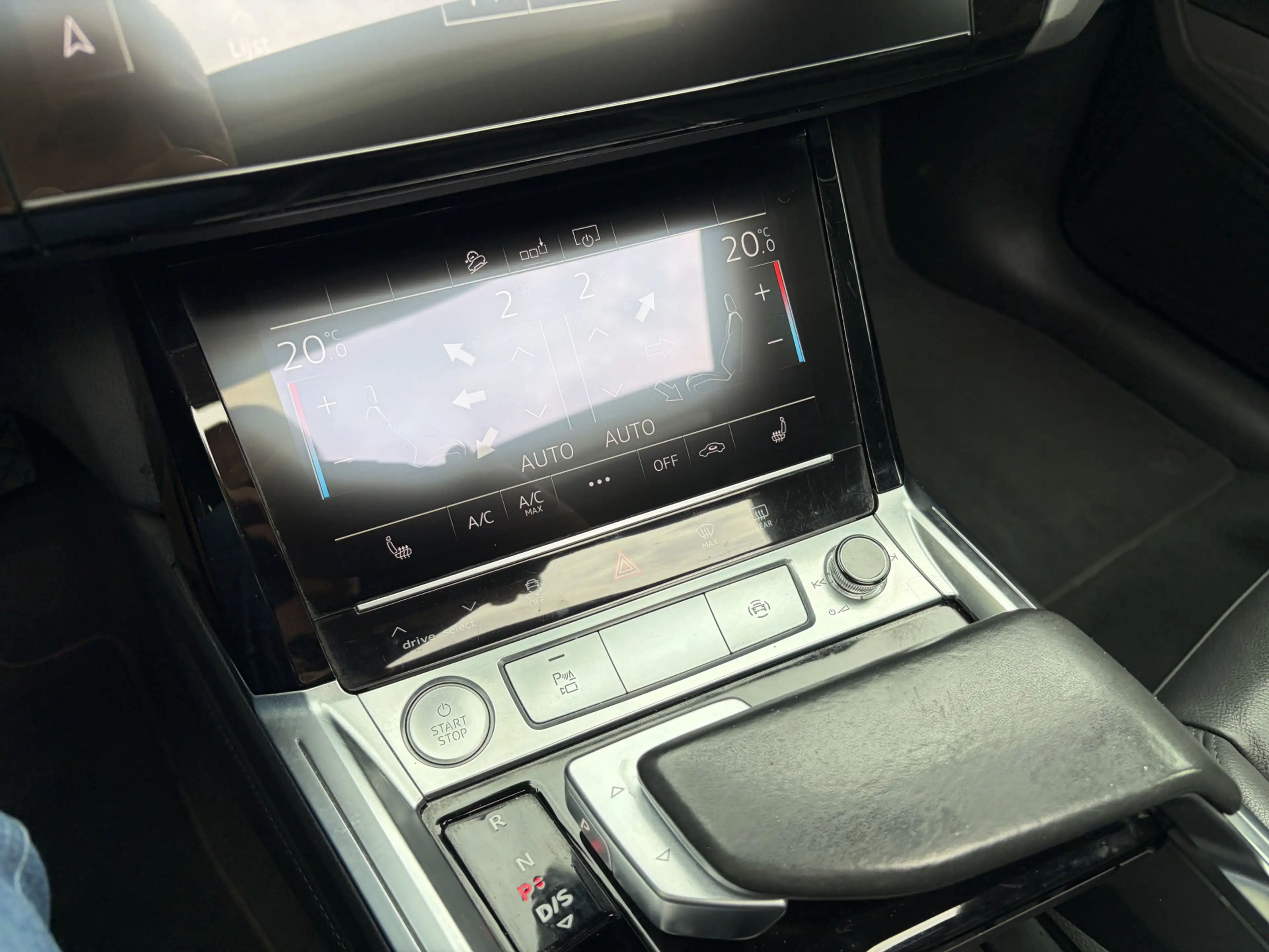 Audi e-tron 50 quattro Business edition Plus 71 kWh / AUTOMAAT — photo 13