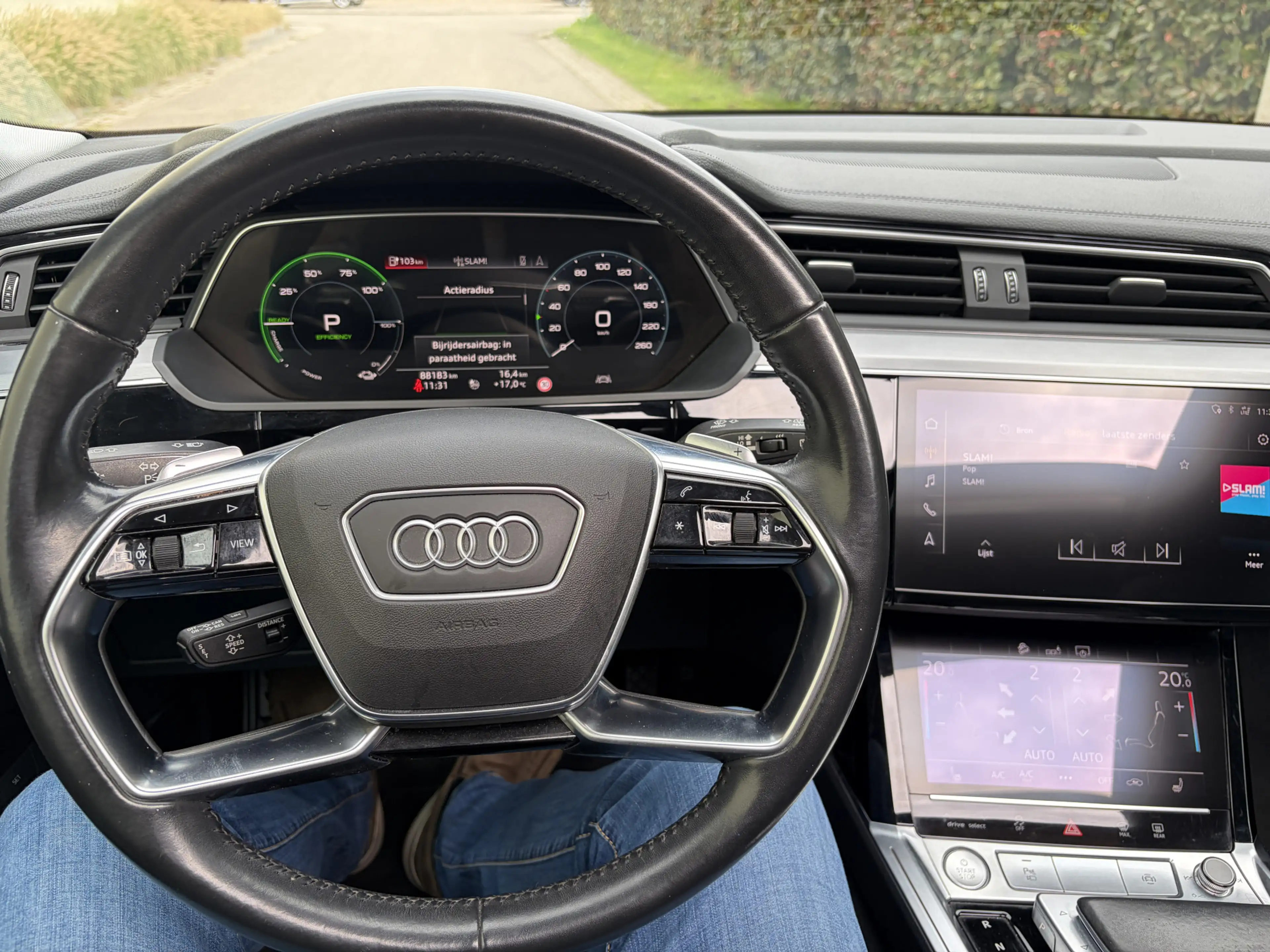 Audi e-tron 50 quattro Business edition Plus 71 kWh / AUTOMAAT — photo 11