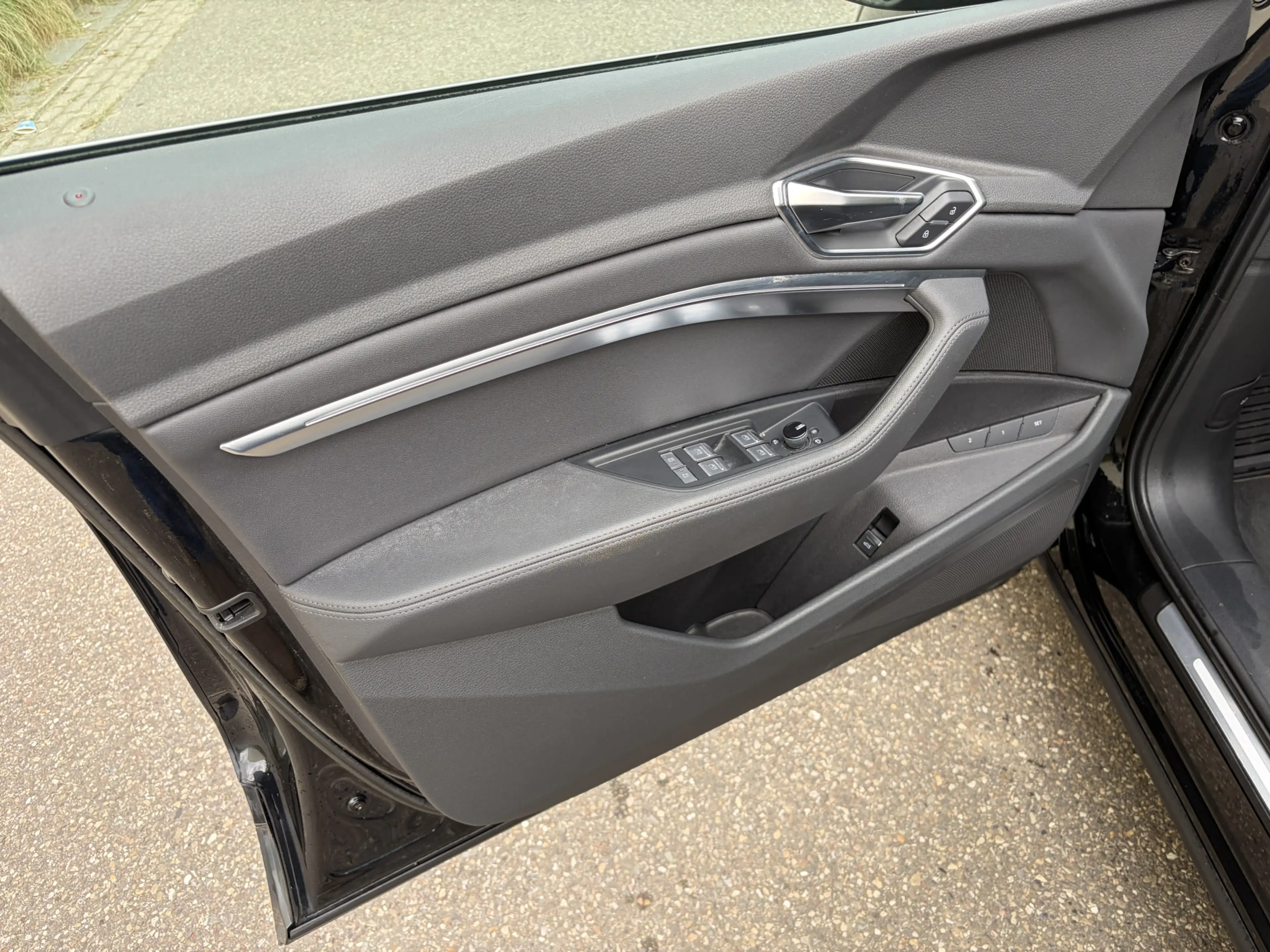 Audi e-tron 50 quattro Business edition Plus 71 kWh / AUTOMAAT — photo 6