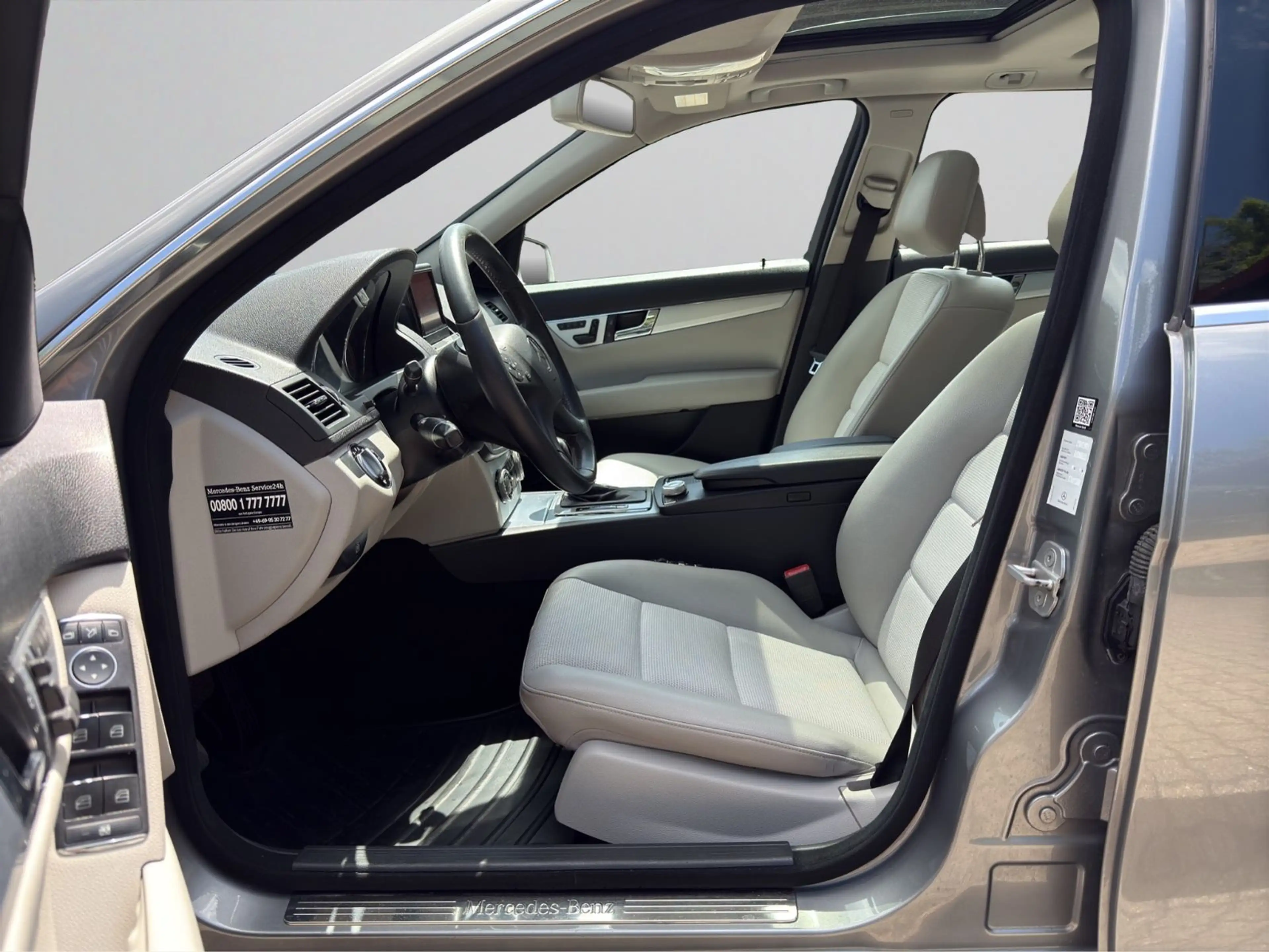 Mercedes-Benz C 350 CDI 4Matic Pano~Kamera~Navi~Memory~LED — photo 10
