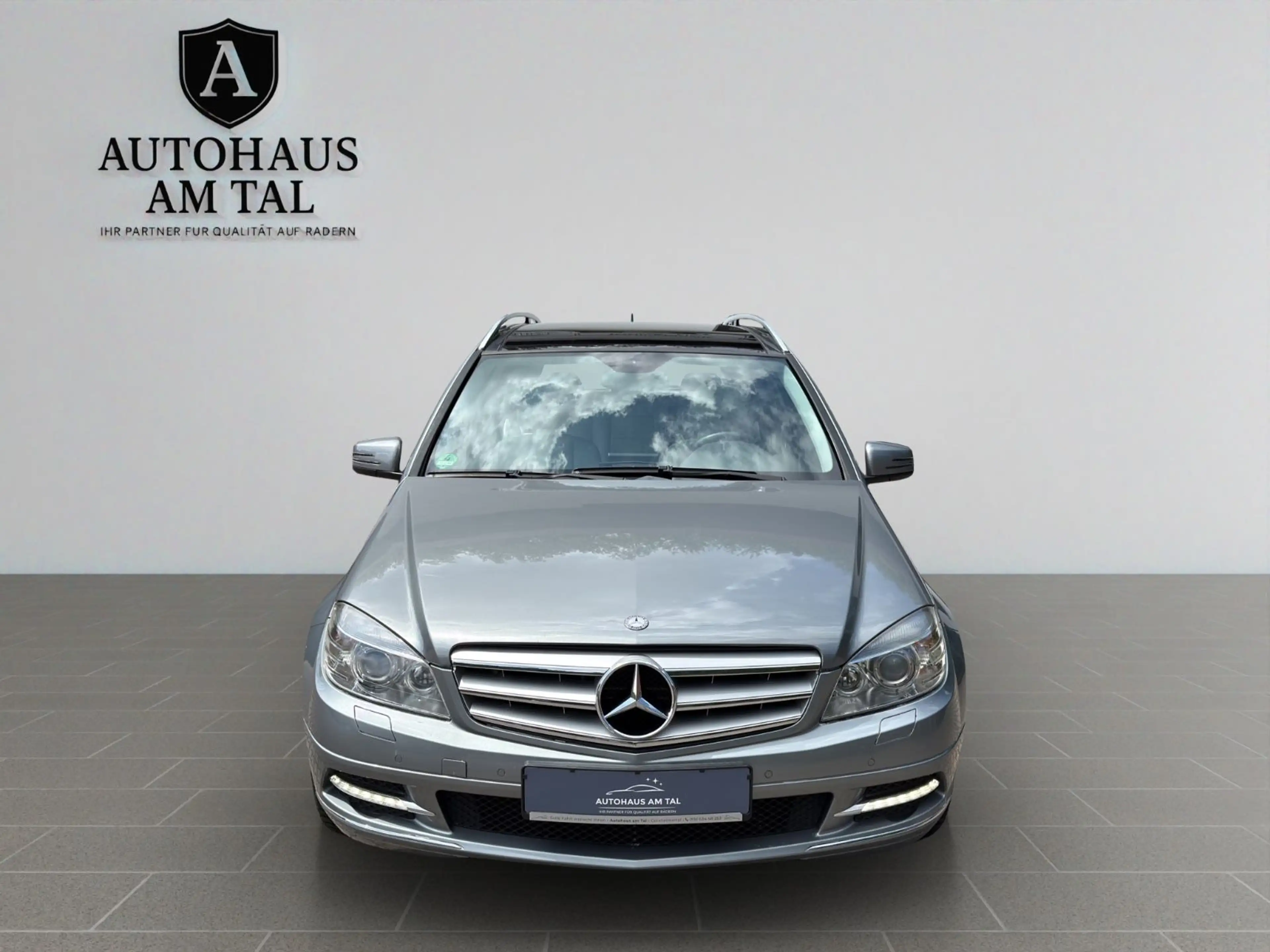 Mercedes-Benz C 350 CDI 4Matic Pano~Kamera~Navi~Memory~LED — photo 2