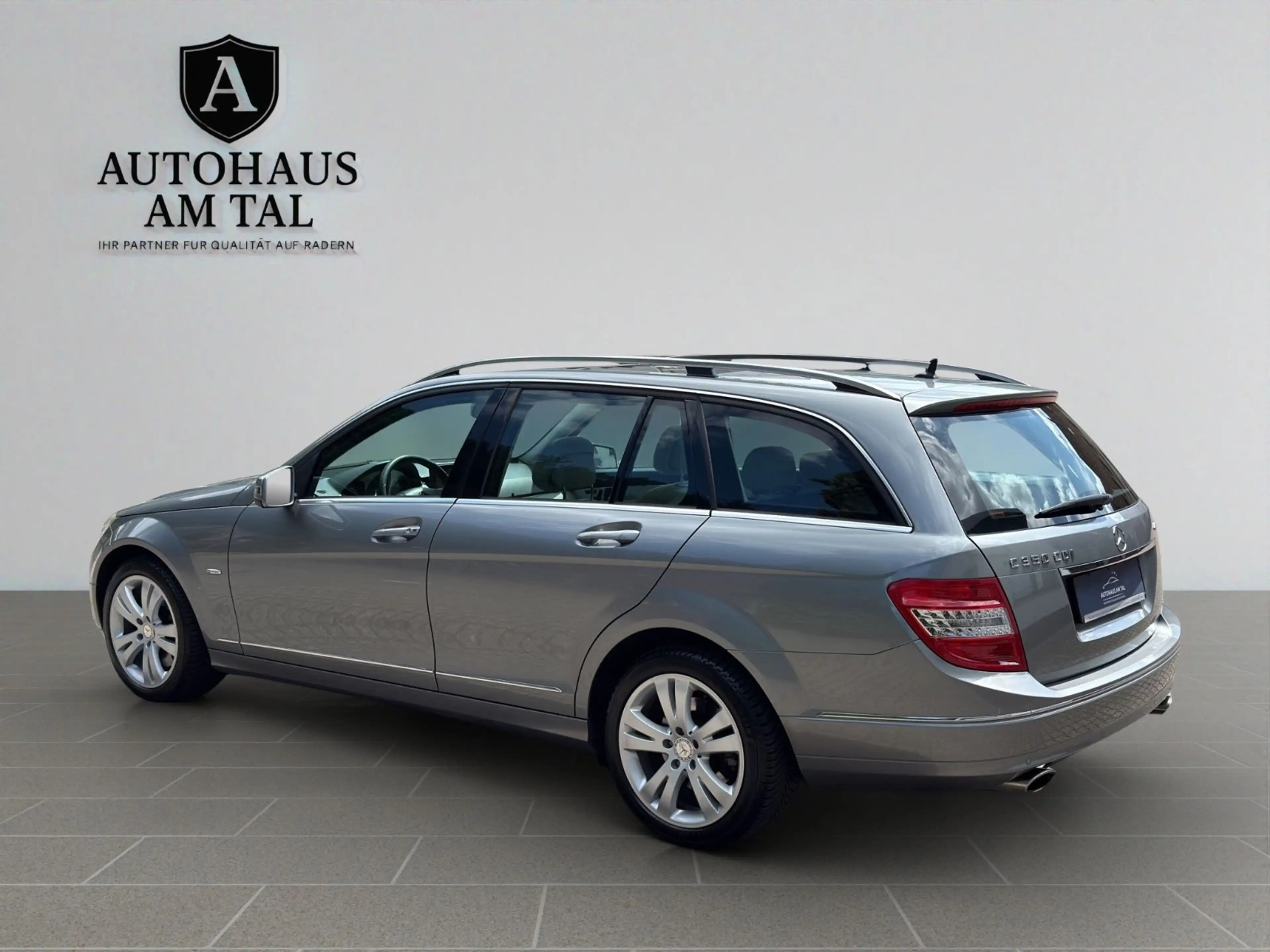 Mercedes-Benz C 350 CDI 4Matic Pano~Kamera~Navi~Memory~LED — photo 5
