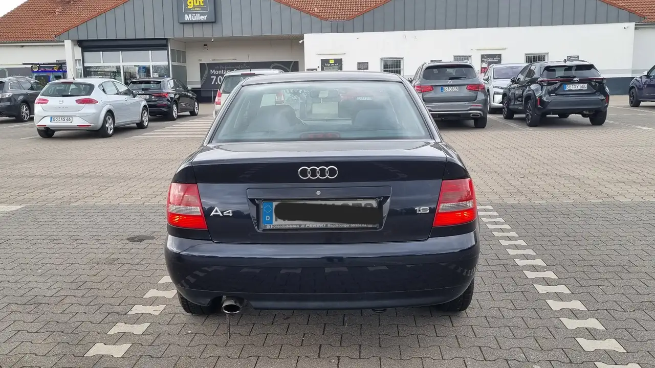 Audi A4 1.6, foto 8