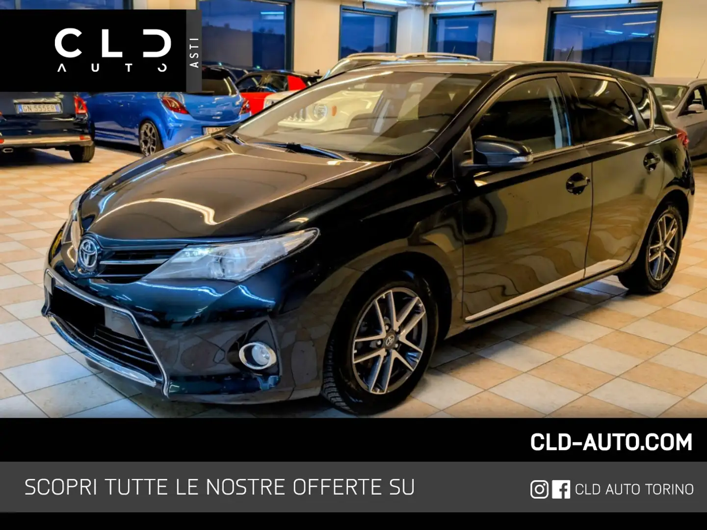 Toyota Auris 1.4 d-4d Lounge Schwarz - 1