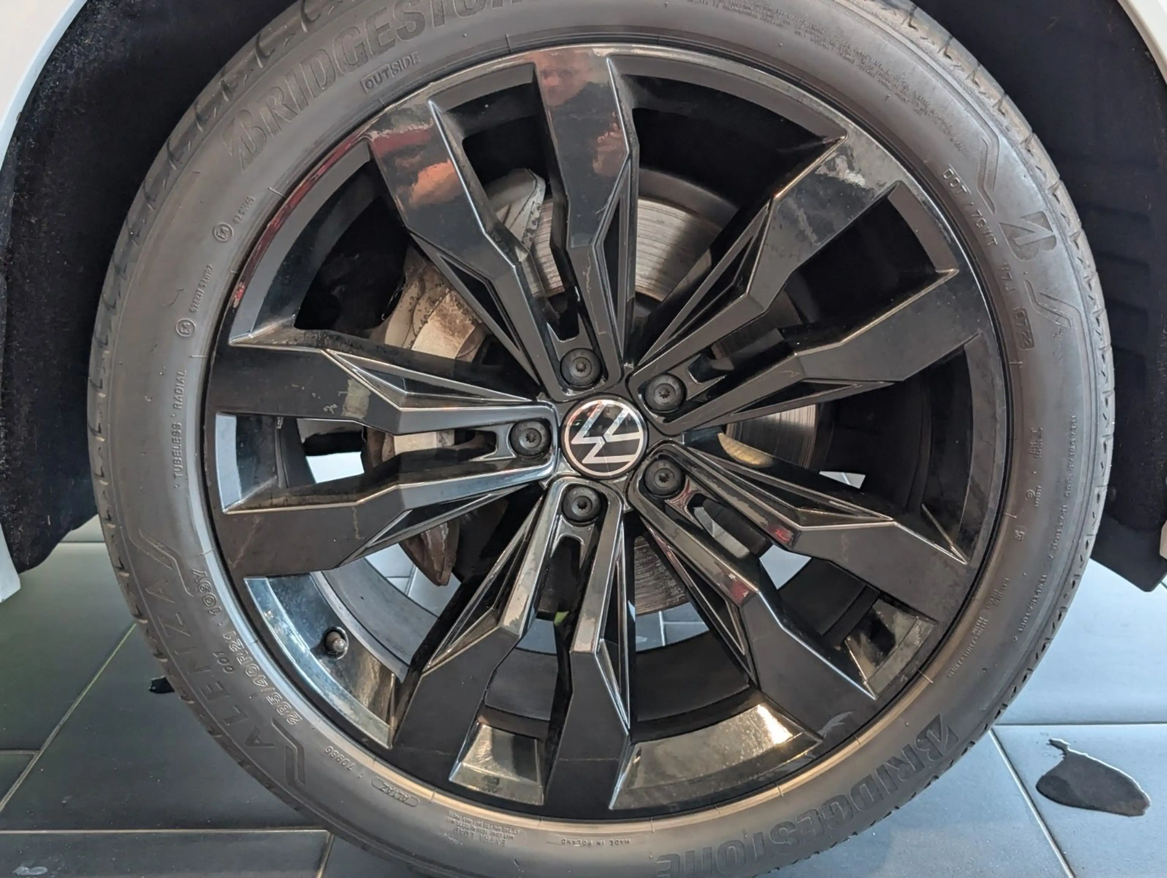 Volkswagen Touareg 3.0 V6 TDI 4Motion DPF Aut. R-Line Navi — photo 13