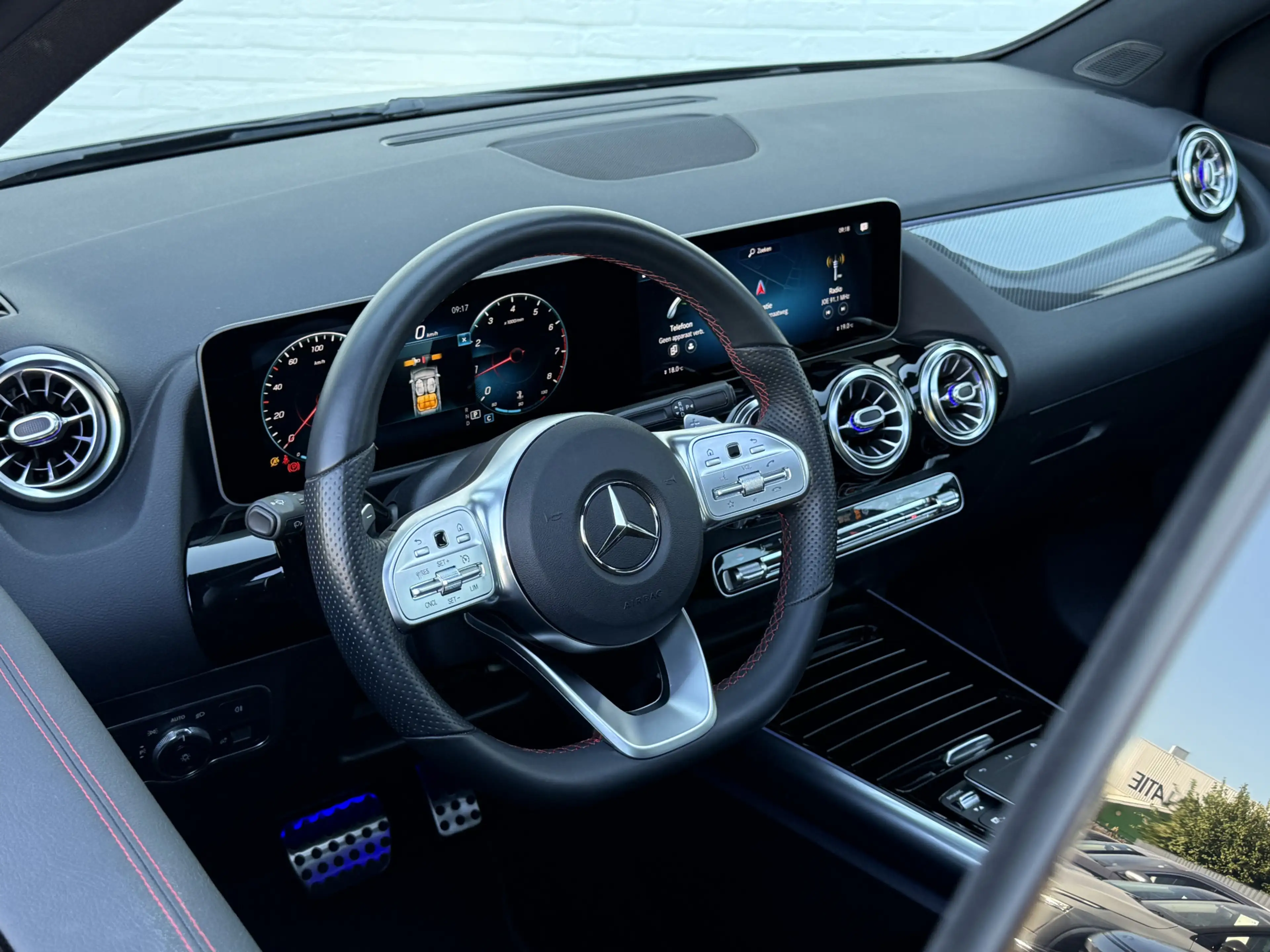 Mercedes-Benz B 200 Business Solution AMG | Pano | Memory | Camera | K — photo 10